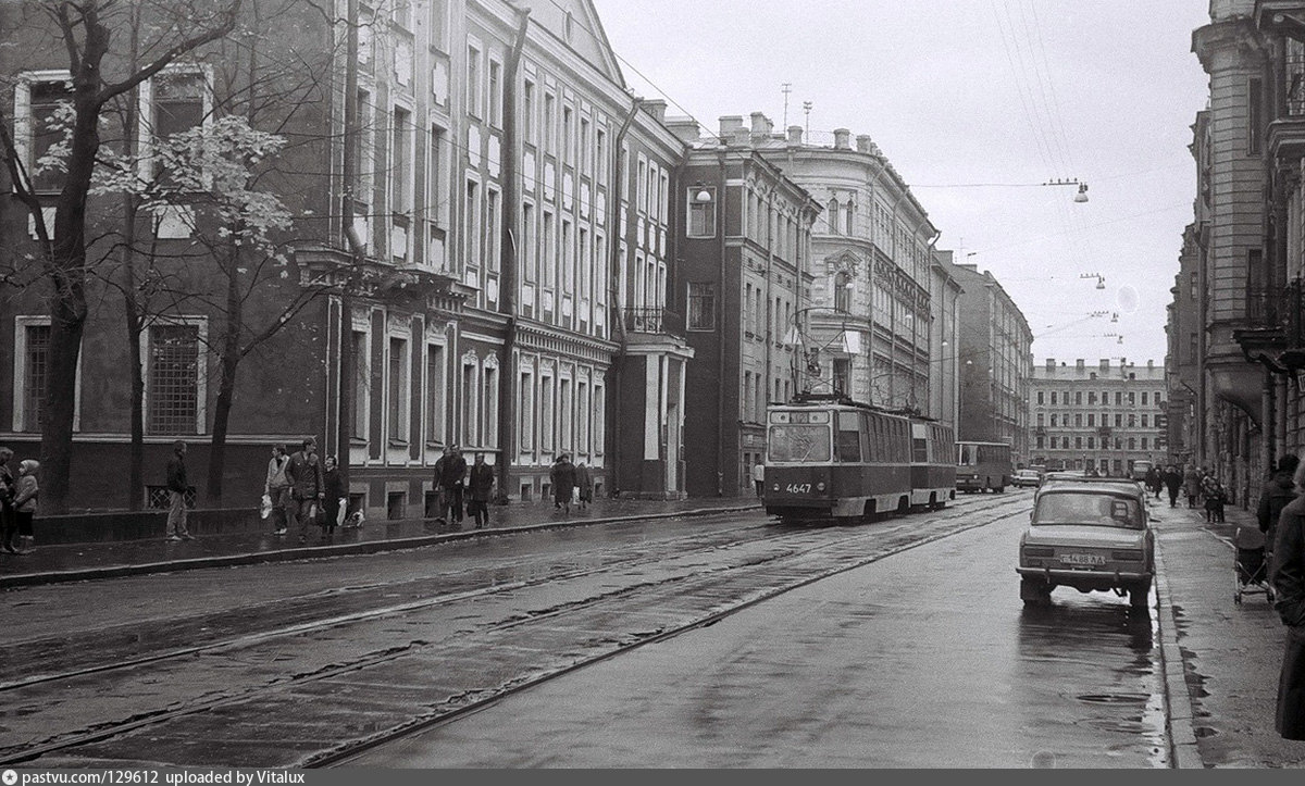 Какая ныне существующая петербургская улица. Ленинград 1980 Литейный проспект. Улица Некрасова Ленинград. Улица Некрасова Бассейная. Улица Некрасова Санкт-Петербург 19 век.