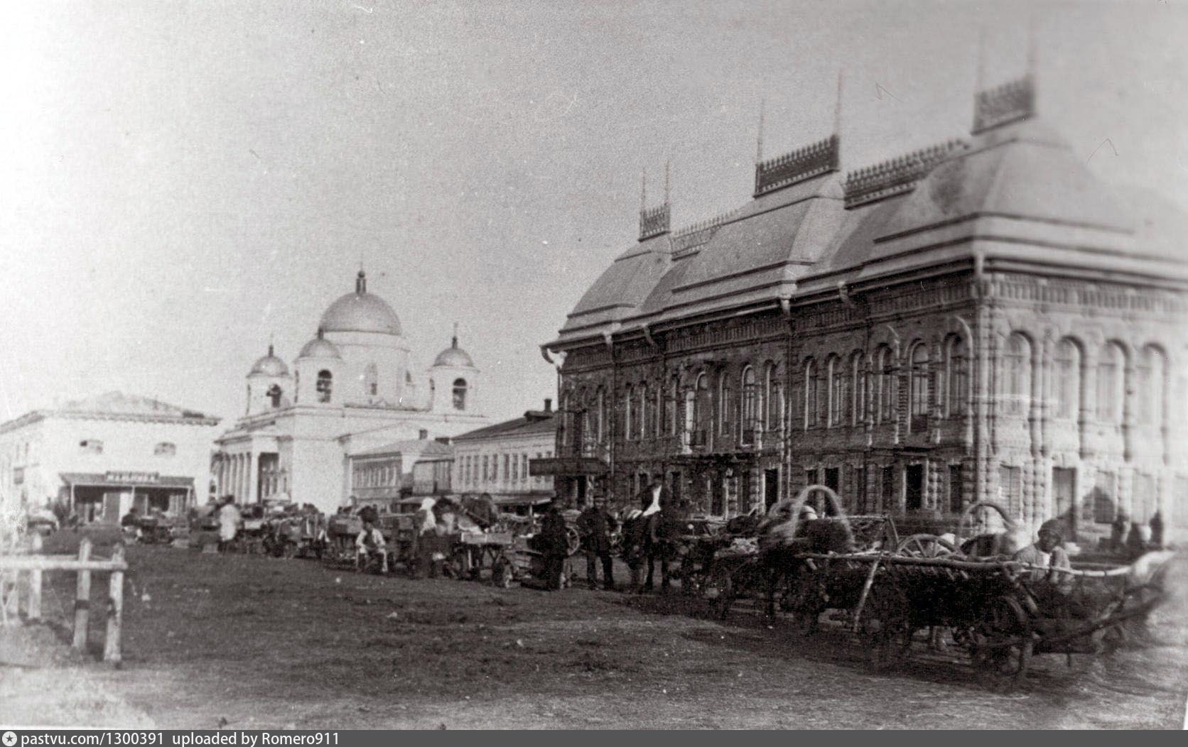 Дом купцов Ванюшиных на Казанской площади - Retro photos