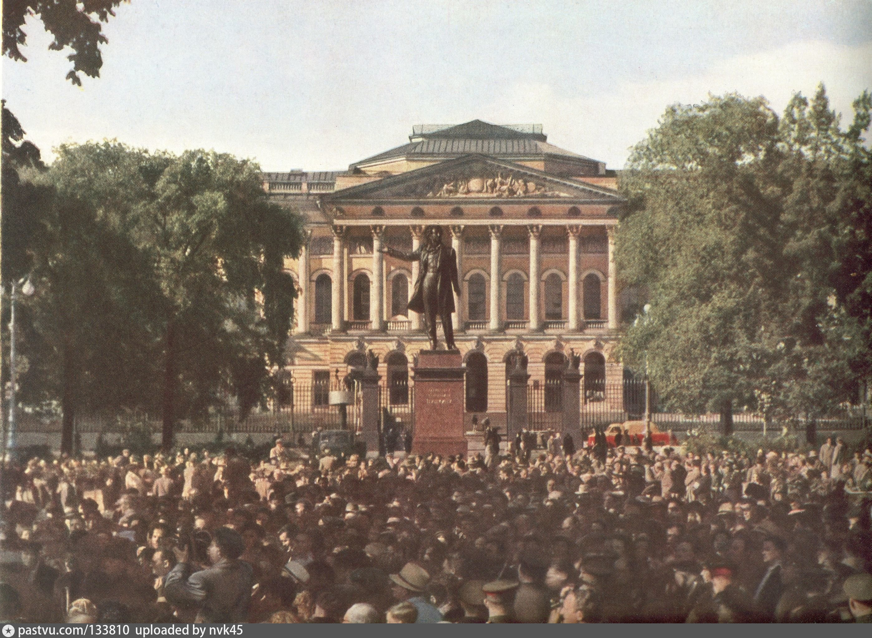 Памятник Пушкину 1957 Ленинград Аникушин