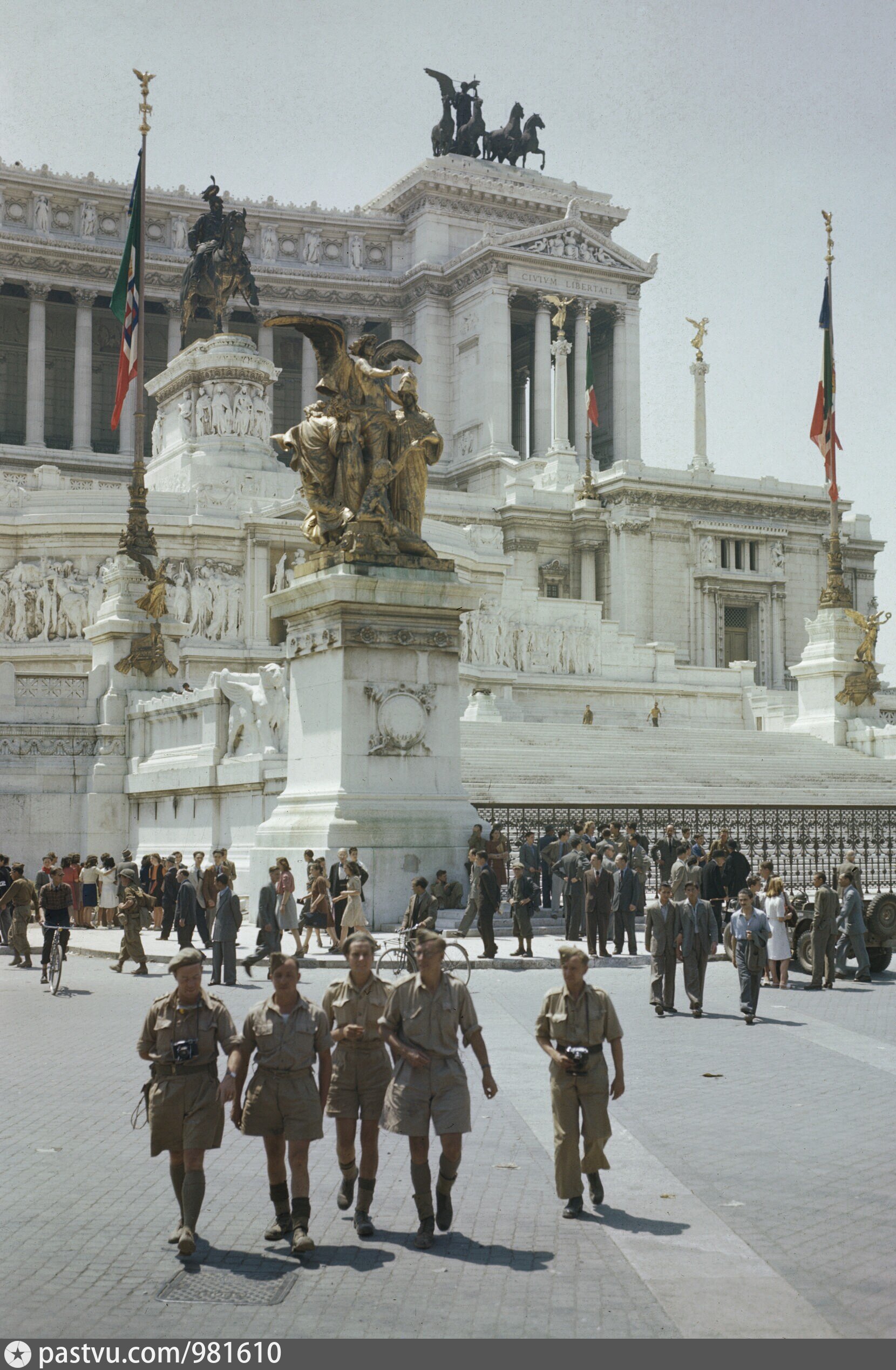 Италия 1945. Rome 1944. Рим 1945. Рим после второй мировой войны.