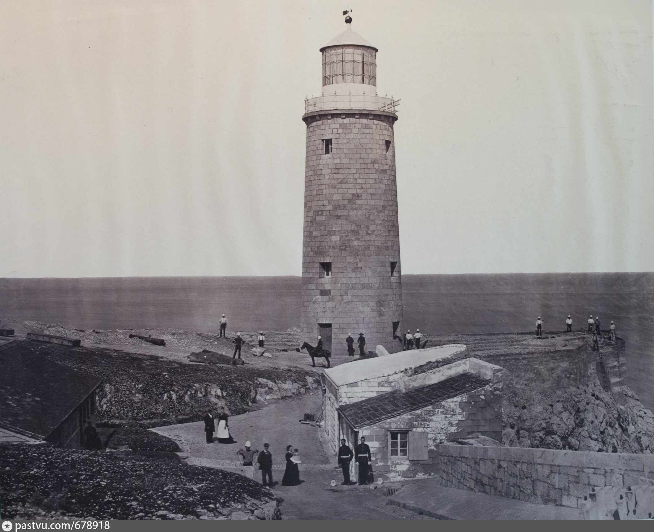 Маяк Европа-Пойнт. Гибралтар Маяк. Известные маяки Европы. Europa point Lighthouse Gibraltar.