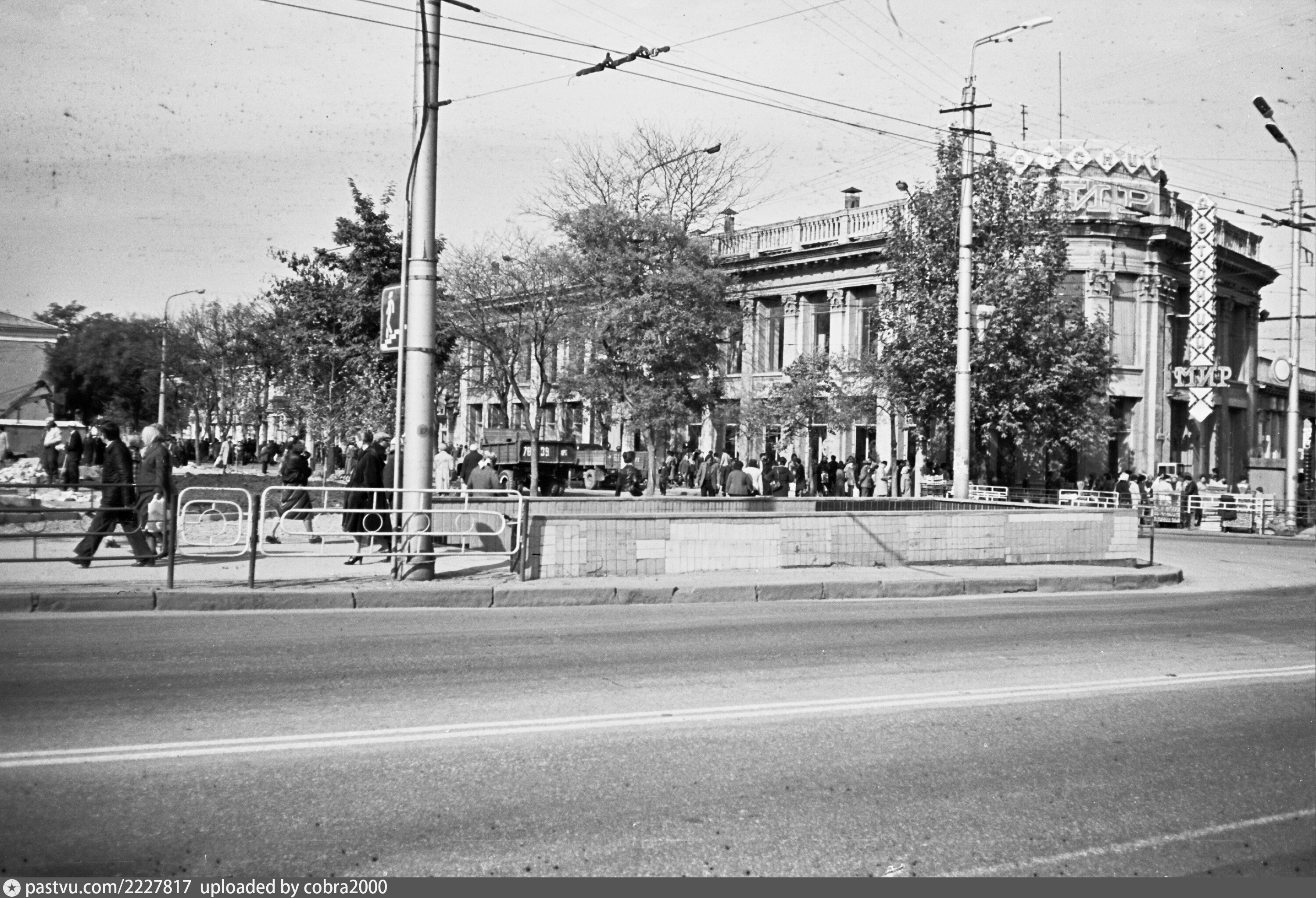 В Серове на "отключенном" перекрестке улиц Ленина-Карла Маркса не оказалось регу