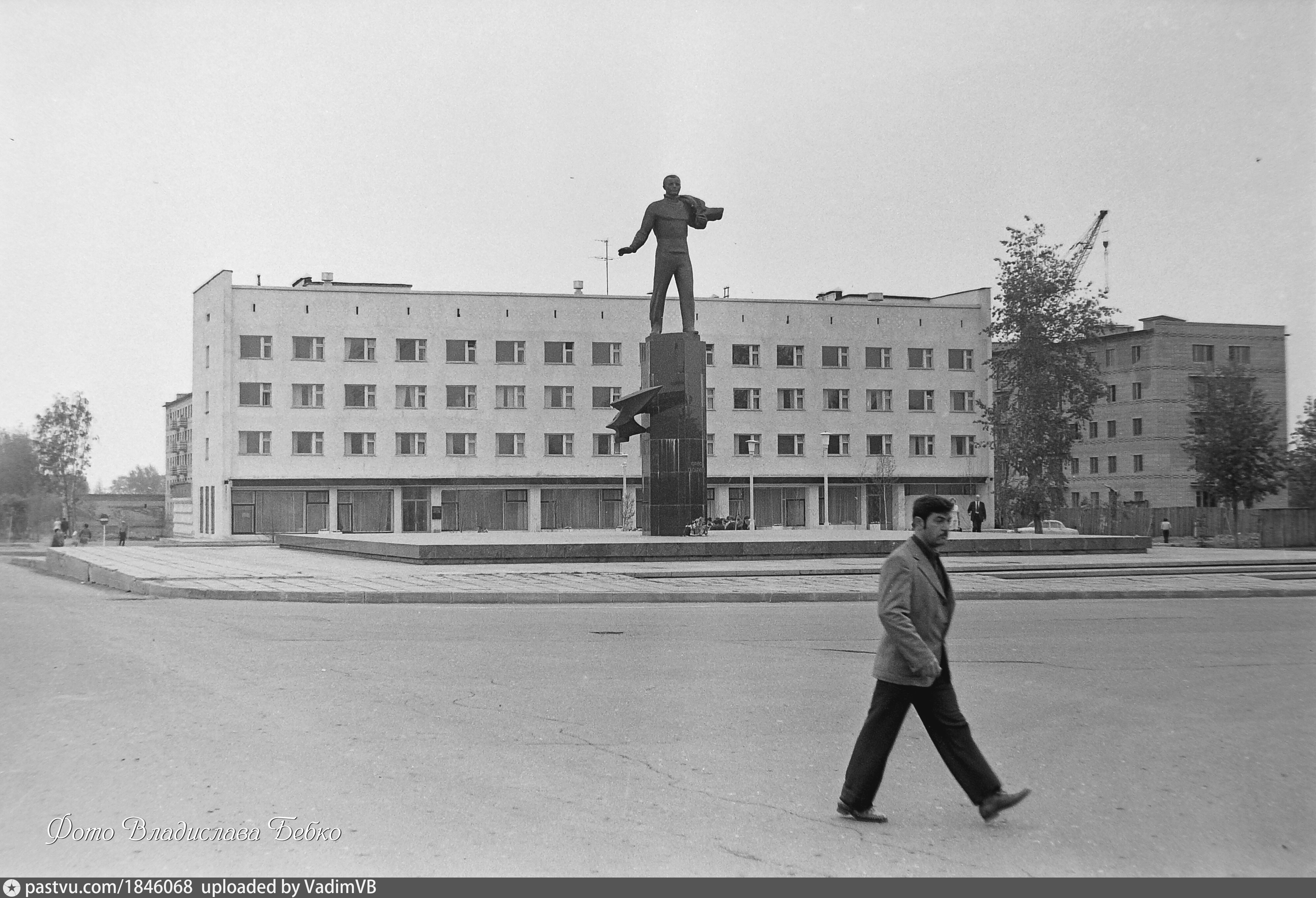 Красная площадь. Памятник Юрию Гагарину