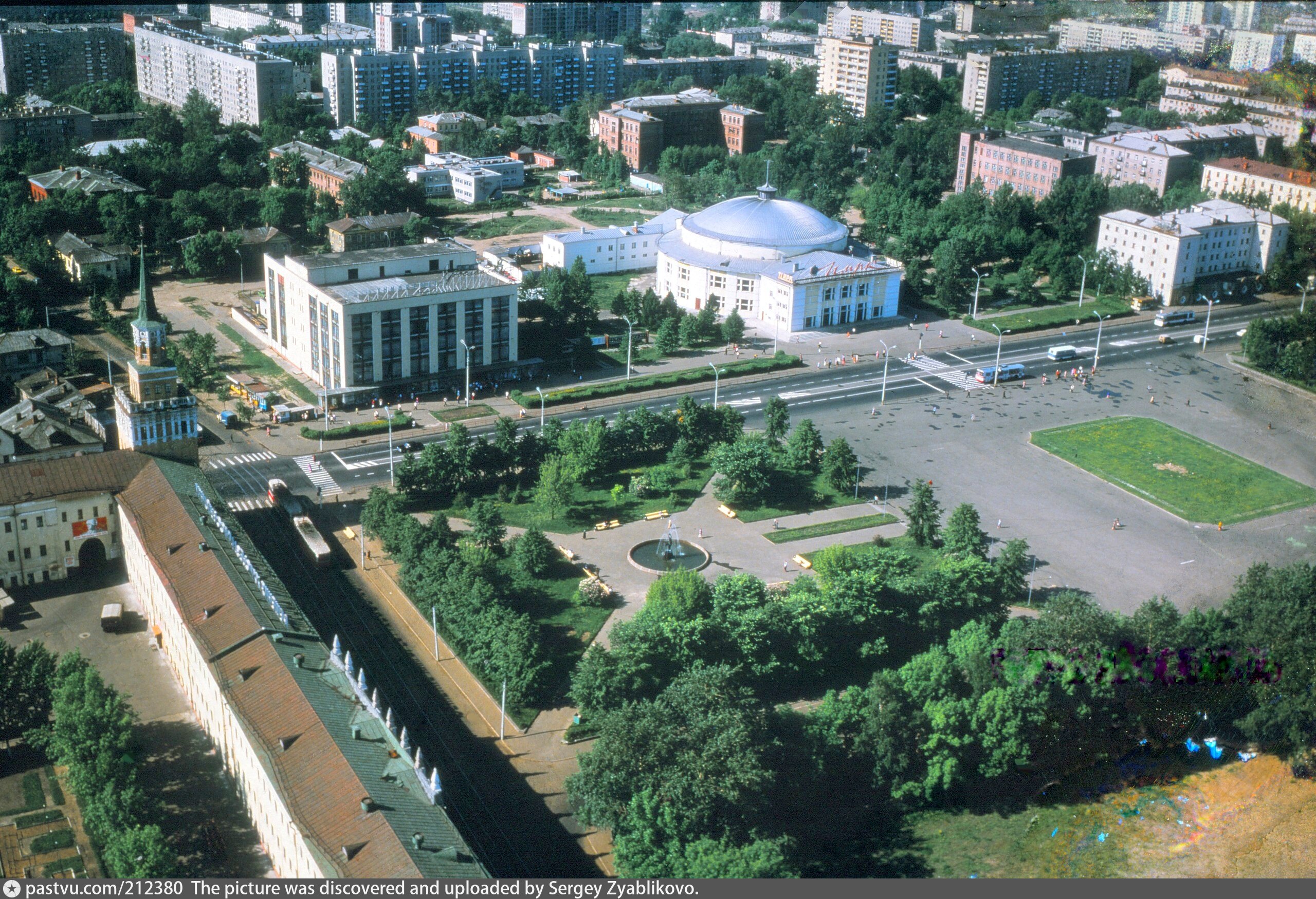 Площадь труда Ярославль фото