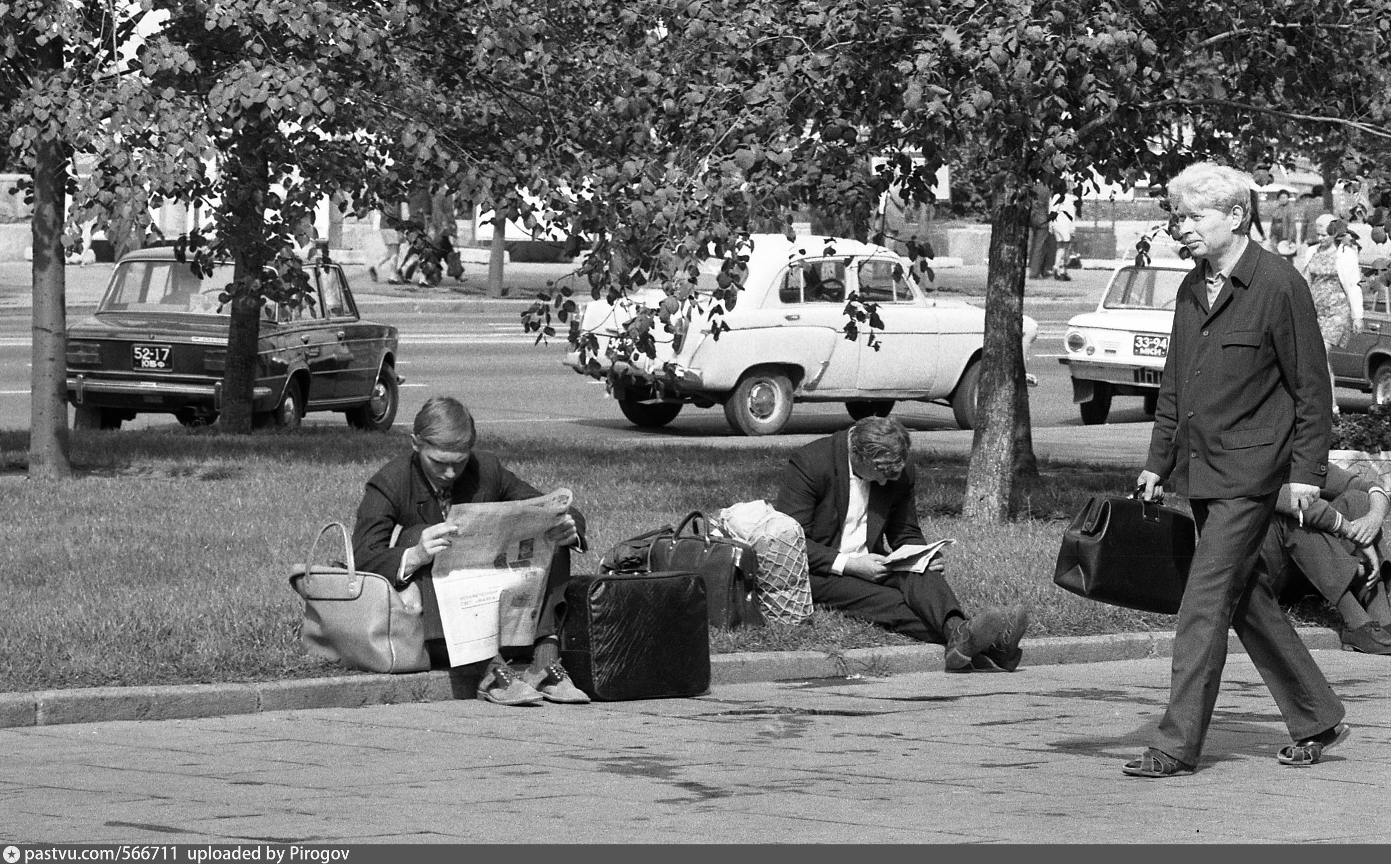 1975 год. Лето 1975 года. 1975 Год фото. Проспект Калинина в ноябре 1975 года.