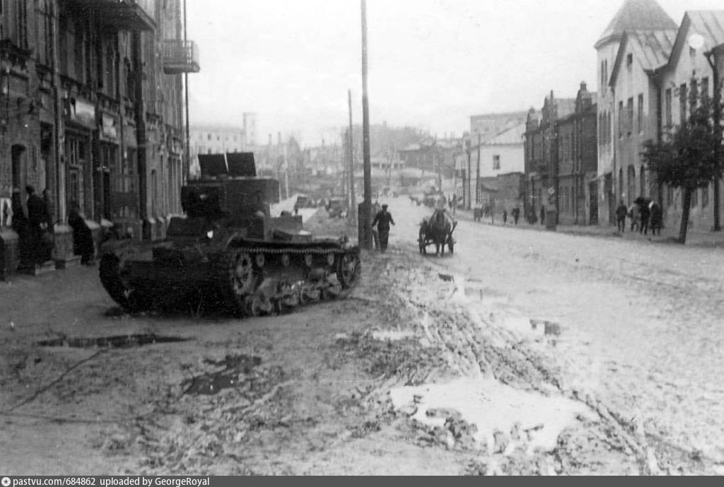 Смоленское танковое сражение. Смоленск 1941 год. Смоленск 1941 год оккупация. Смоленское сражение 1941. Разрушенный Смоленск 1943.