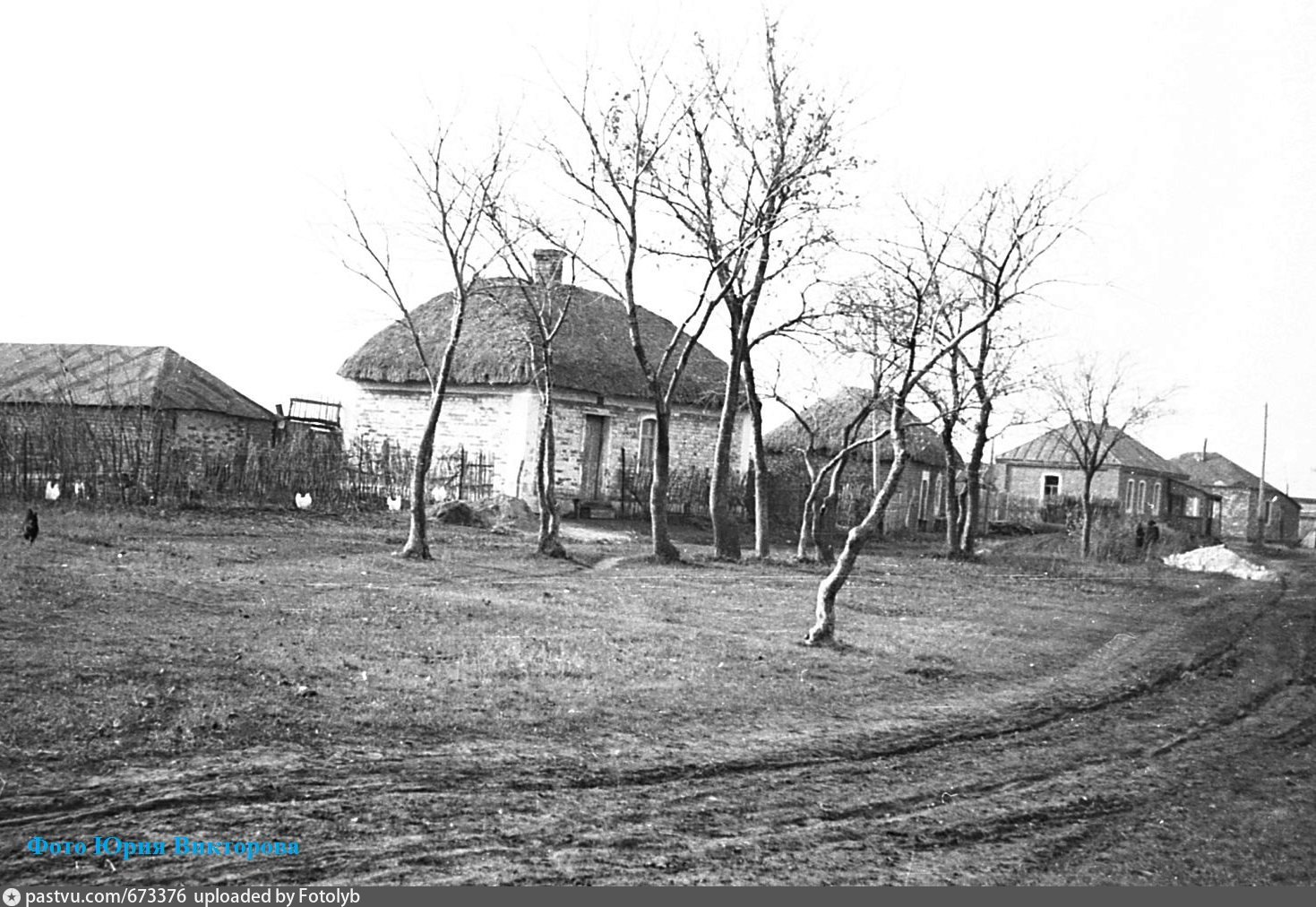 Село усмань. Пионерская улица новая Усмань. Усмань дом пионеров. Старые фото новой Усмани Воронежской области. Село новая Усмань улица Пионерская.