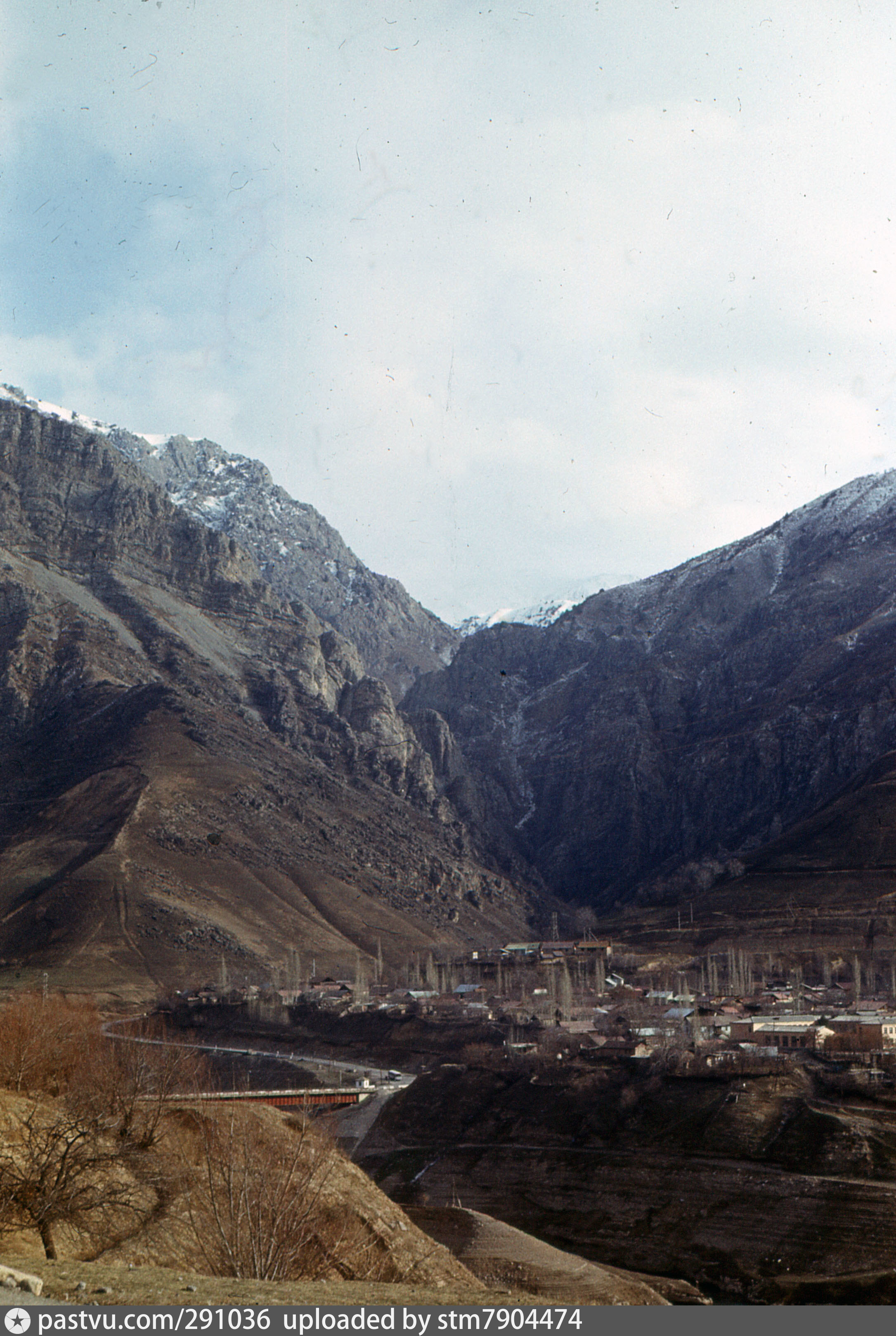 Бричмулла горы в Ташкенте