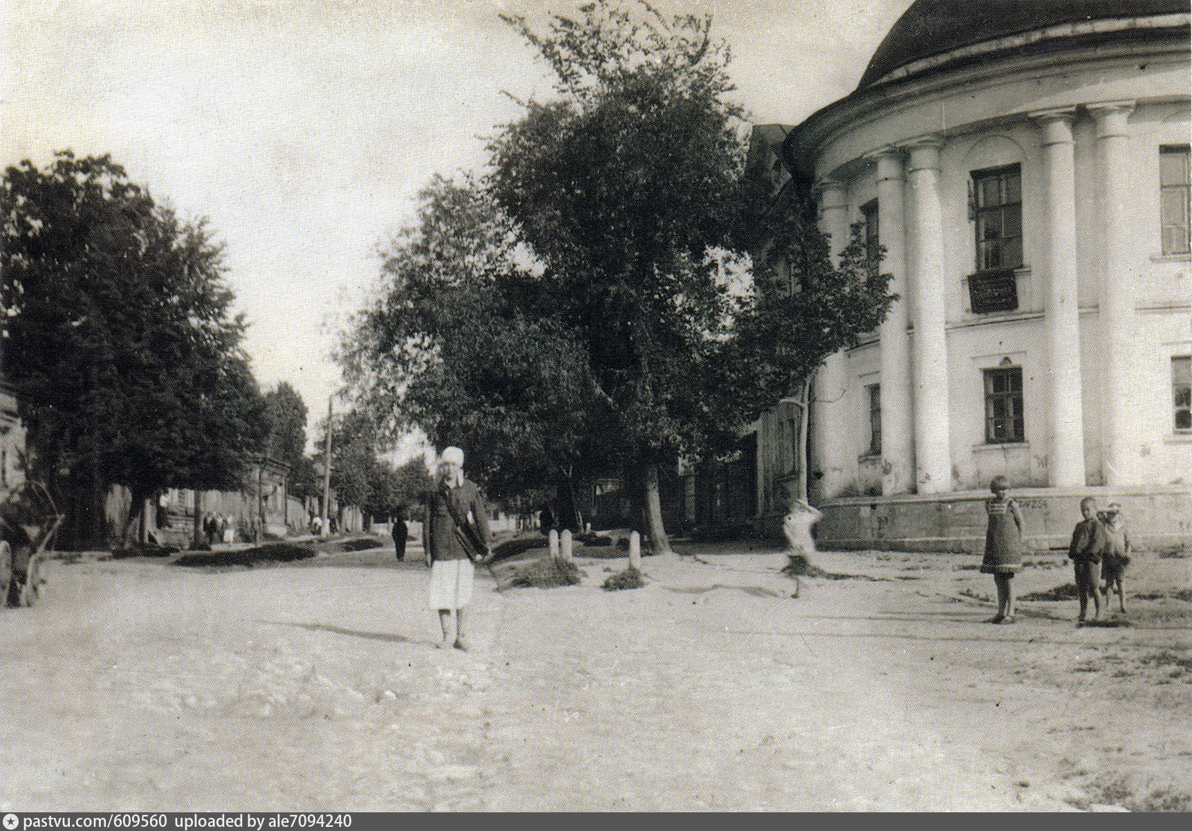 Первая треть 20 века. Мальшинская богадельня Рязань. Рязань в фотографиях XIX первой трети XX века. Мальшинская богадельня ул. Маяковского, 41. Рязань.