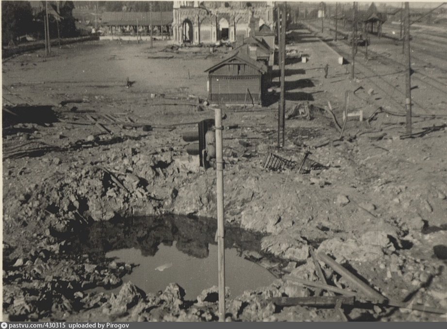 Вокзал красного села. Красное село 1941. Красное село 1942 год. Вокзал красное село до войны. Вокзал красное село 1942 год.