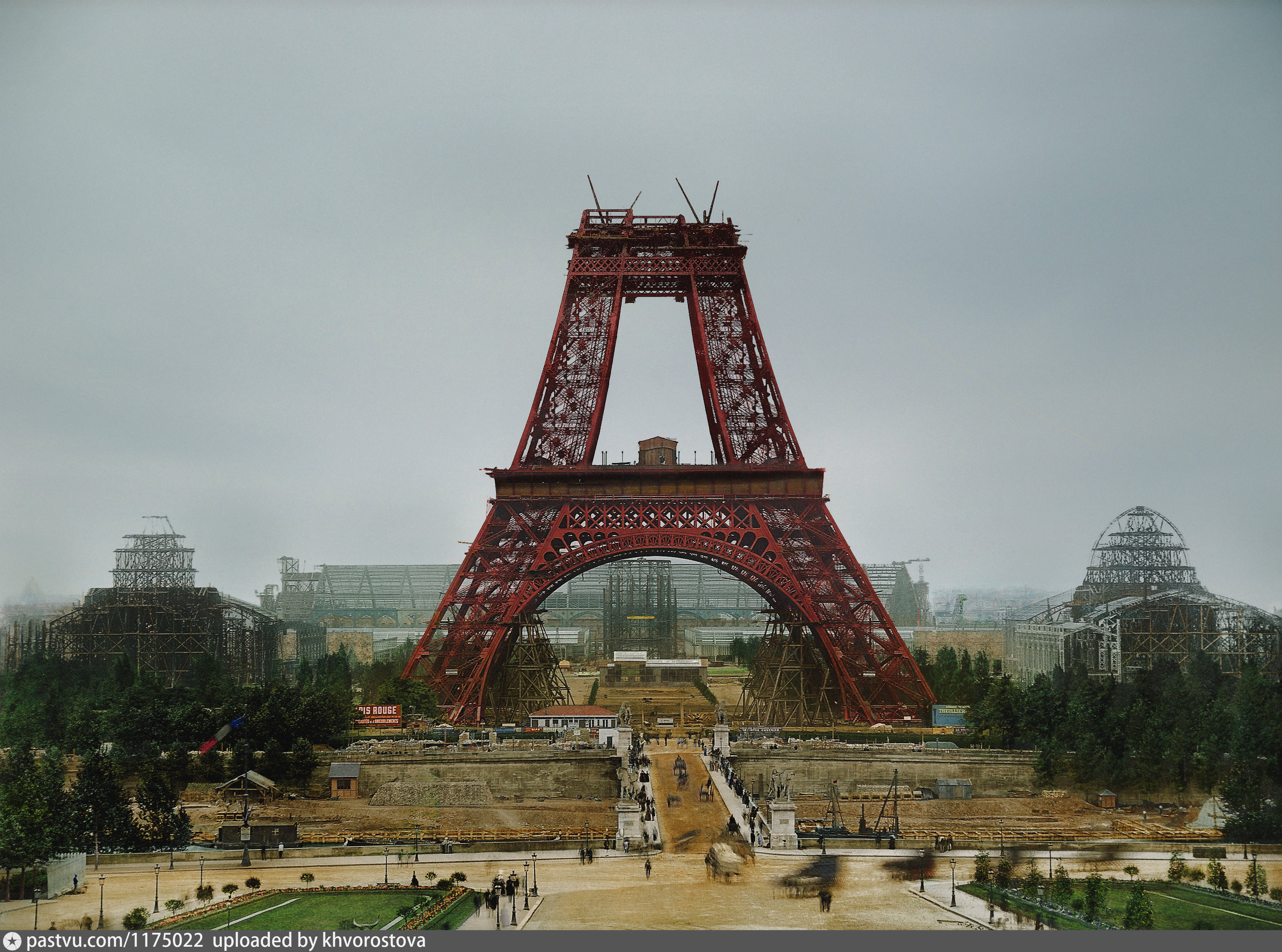Какой год в париже. Гюстав Эйфель Эйфелева башня. Франция Париж Эйфелева башня 1889. Гюстав Эйфель. Эйфелева башня. 1887-1889 Гг.. Эйфелева башня 1888.