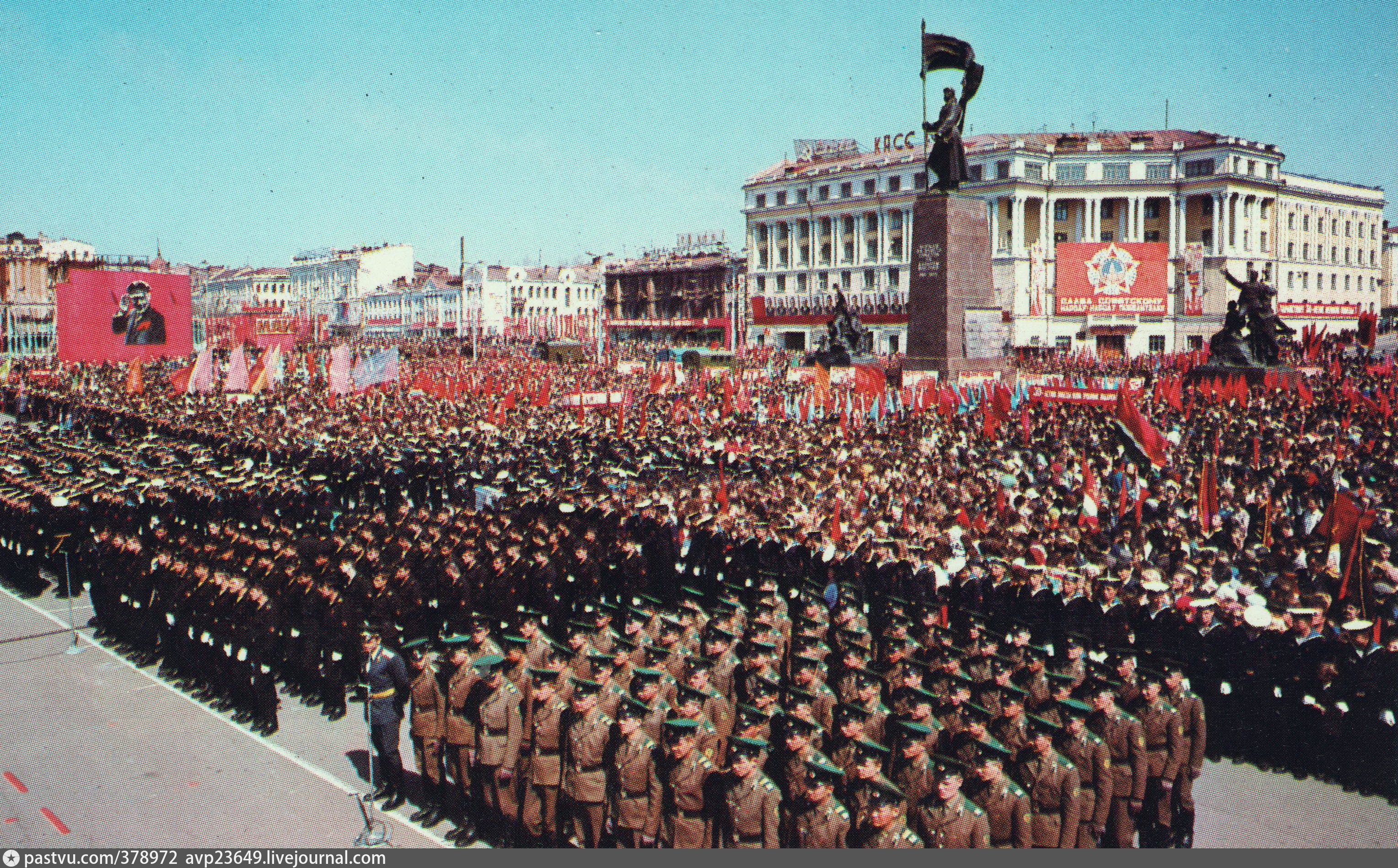 Парад Победы 1965 года на красной площади в Москве