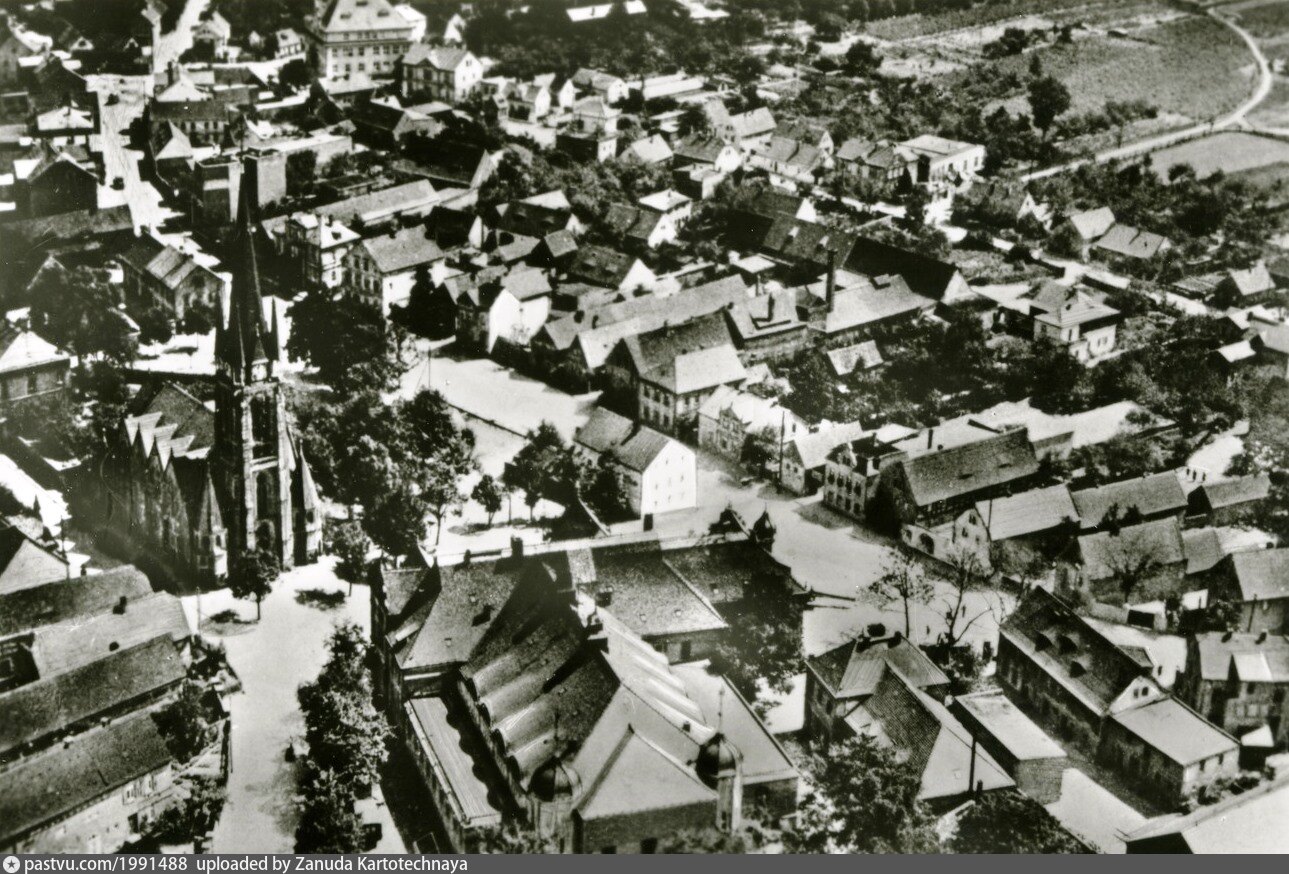 Weinböhla. Blick auf Weinböhla Luftbild