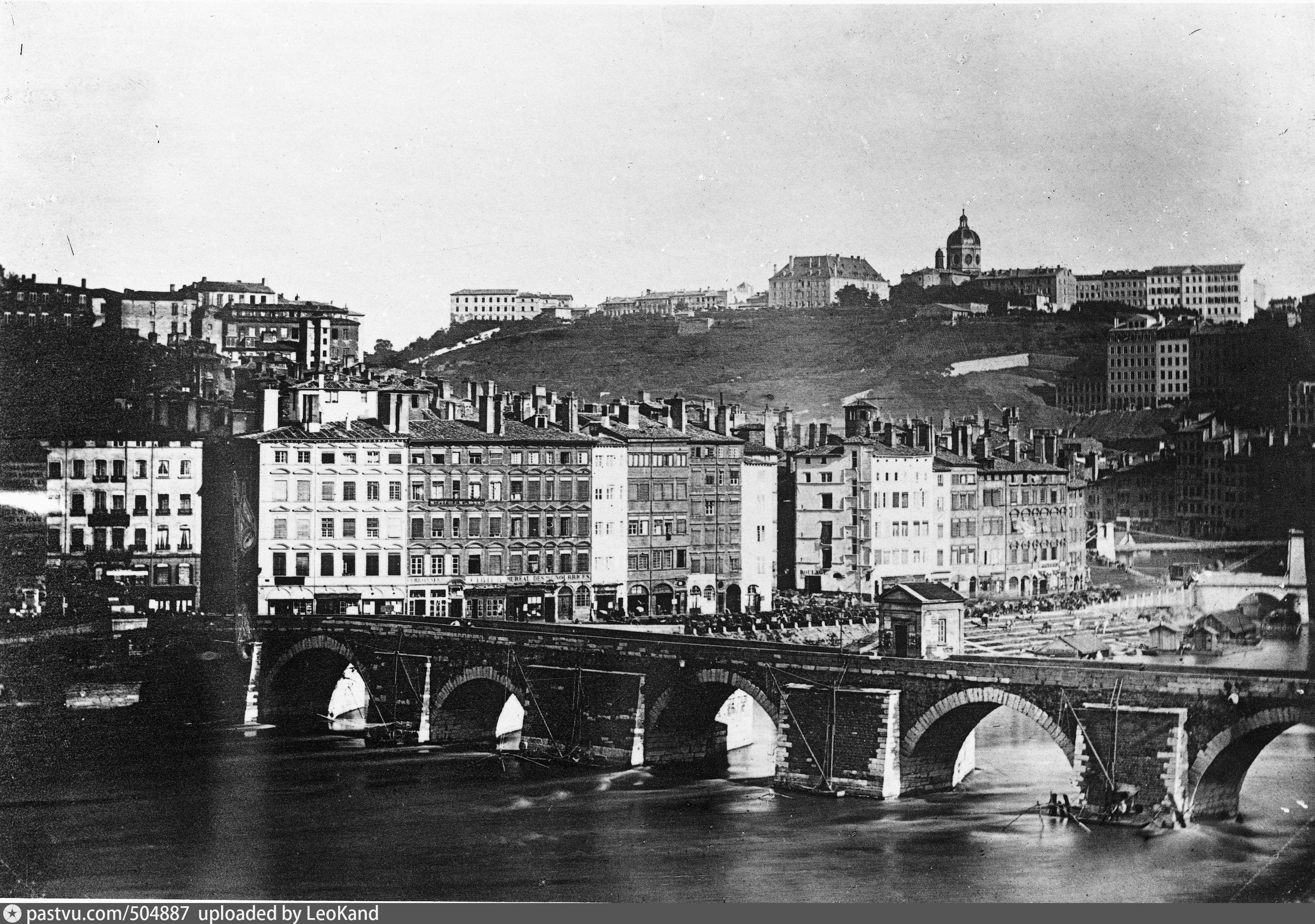 В 25 столетии. В 25 столетии. Курган победы на красной площади в 1920 г. Конец xix века. Арбат москва 20 век.