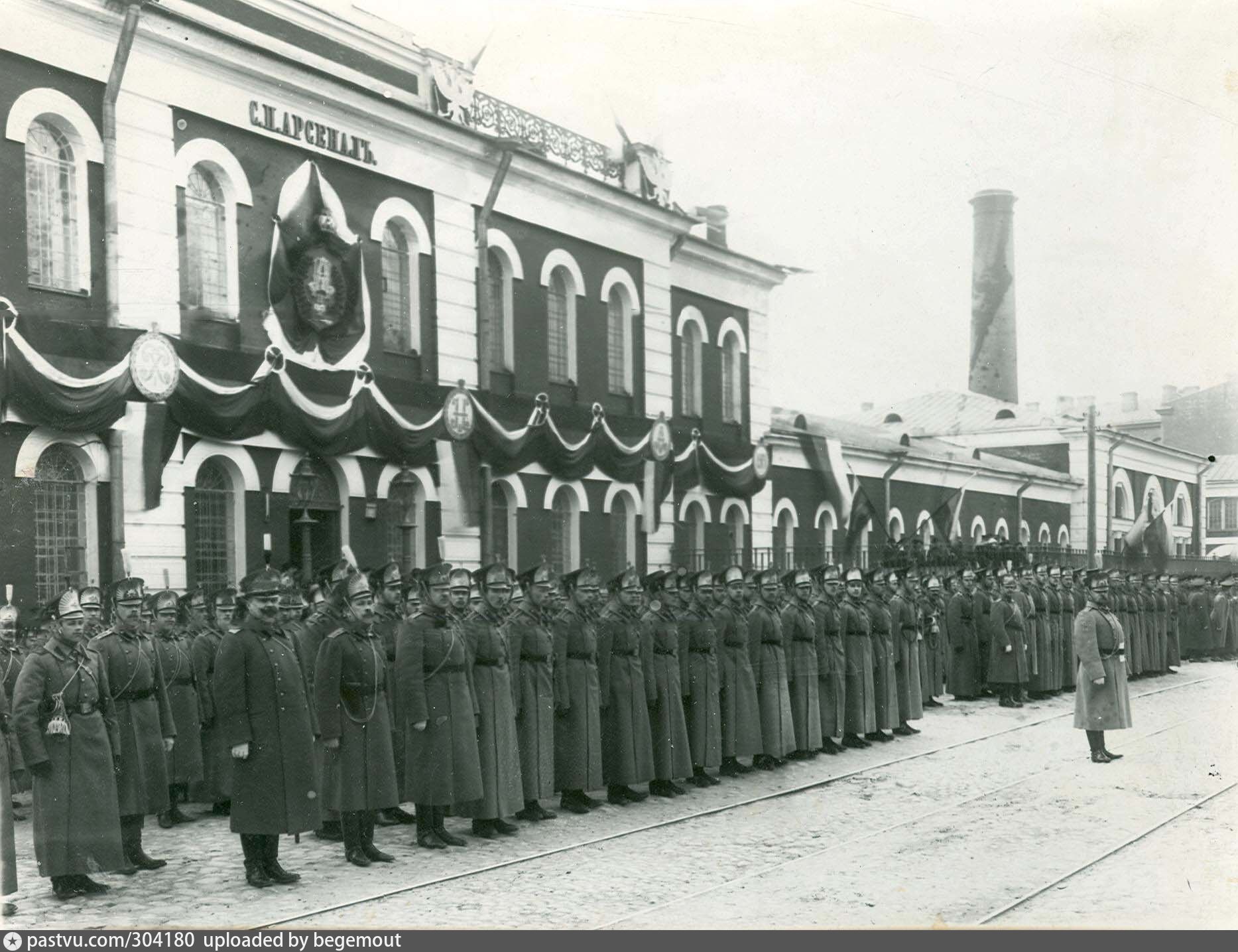 Тульский оружейный завод памятник петру. Мануфактуры в россии в 18 веке. Оружейный завод тула. Императорский тульский оружейный завод -1907. Тульский оружейный завод 18 век.