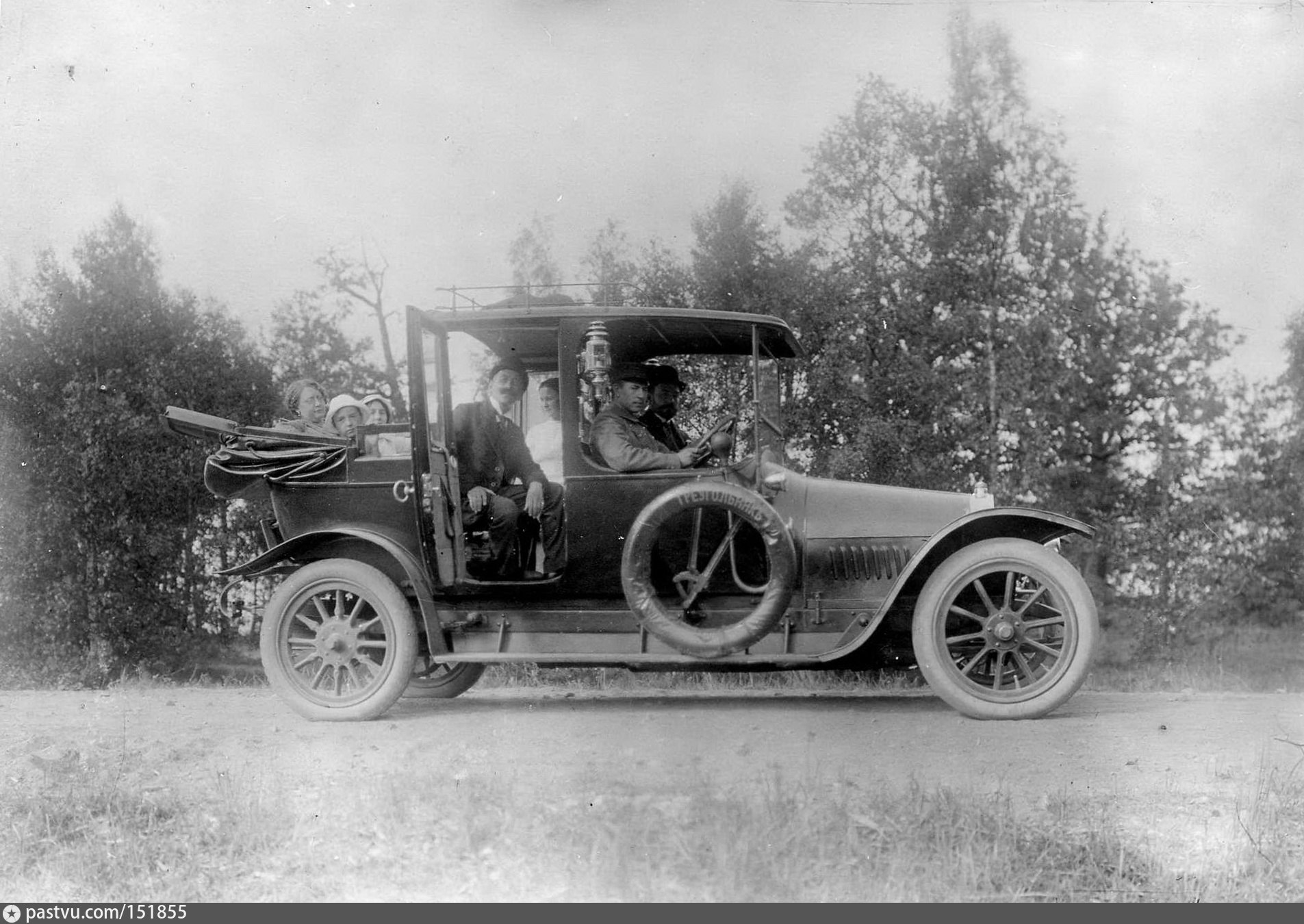 Автомобиль балт. Автомобиль 1913 Руссо Балт. Автомобиль Руссо-Балт 1911 г. Бронеавтомобиль Руссо-Балт 1914. Руссо Балт с 24/40 Ландоле.