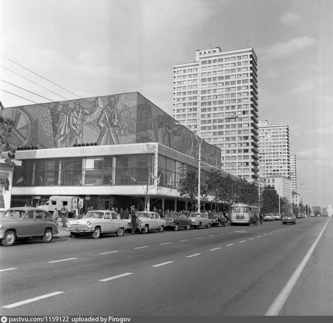 Кинотеатр \"Октябрь\"