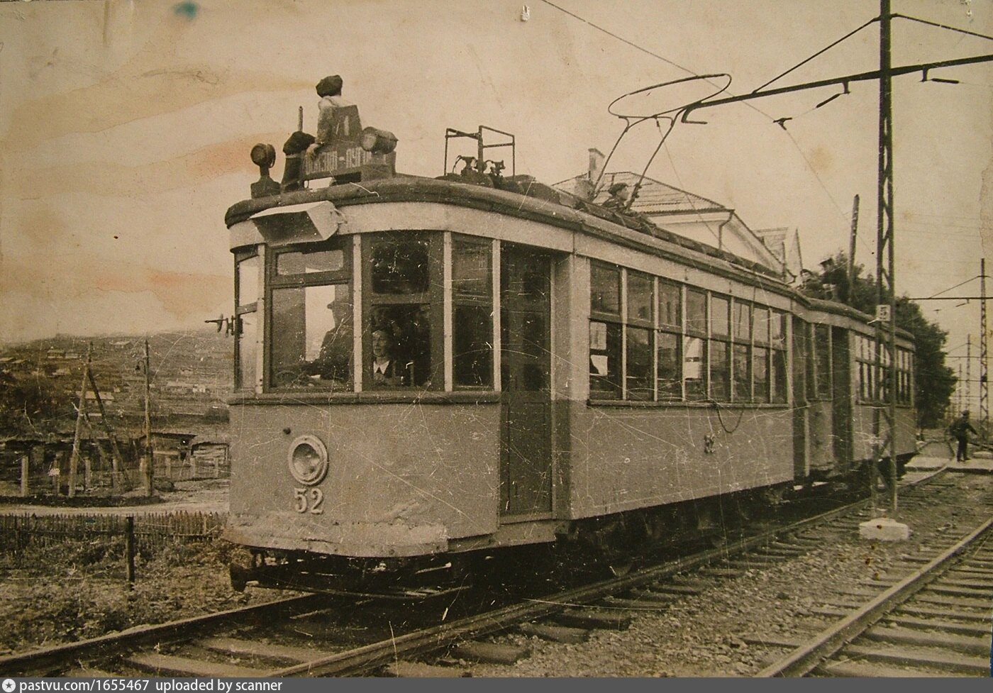 Первый трамвай 2. Трамвай Одесса 20 век. 1928 Трамвай Сталино. Трамвай 20 века в России. Владивостокский трамвай депо.