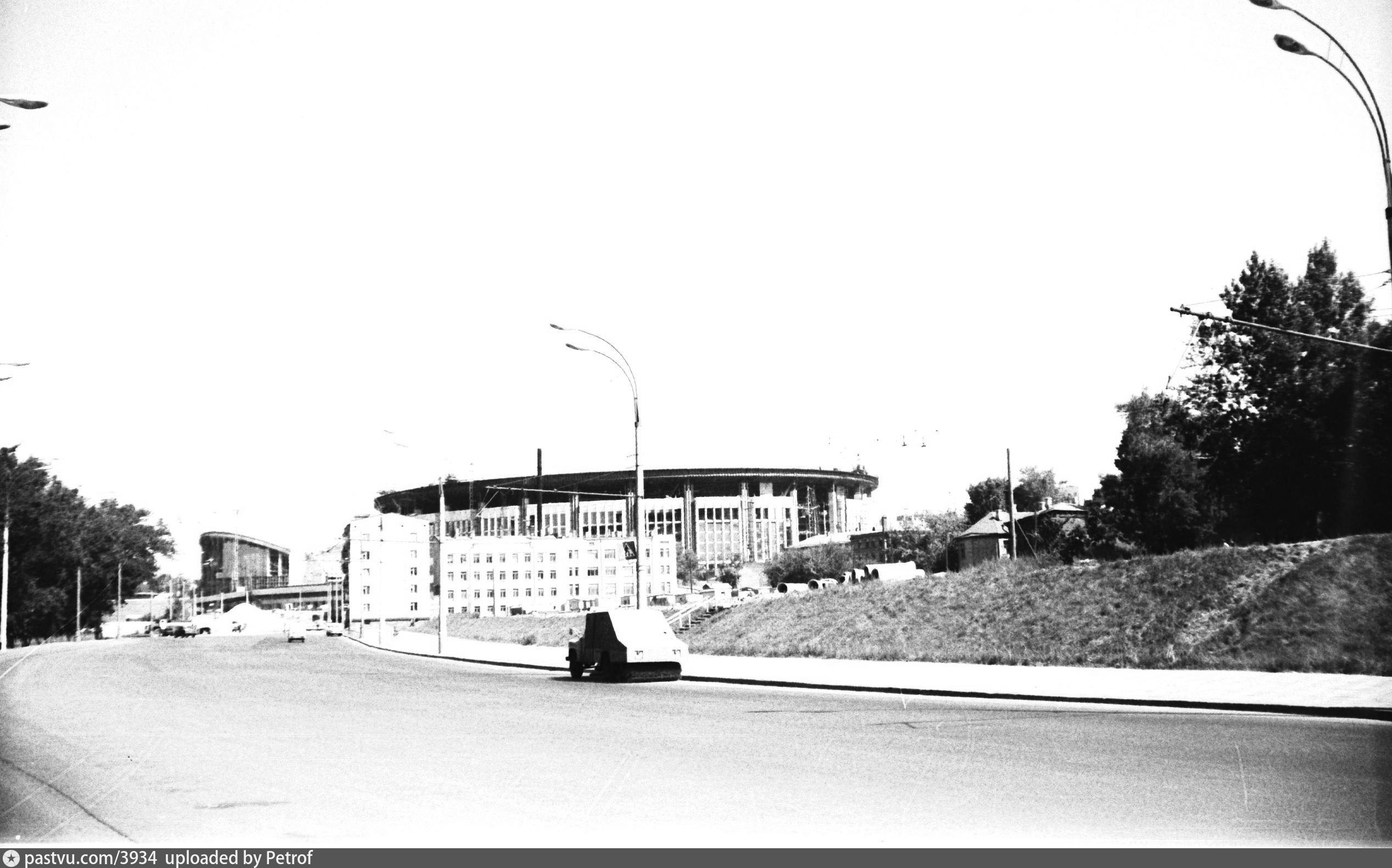 Старый олимпийский. Мытищи Олимпийский проспект в 1970. Олимпийский проспект в 80-е годы.