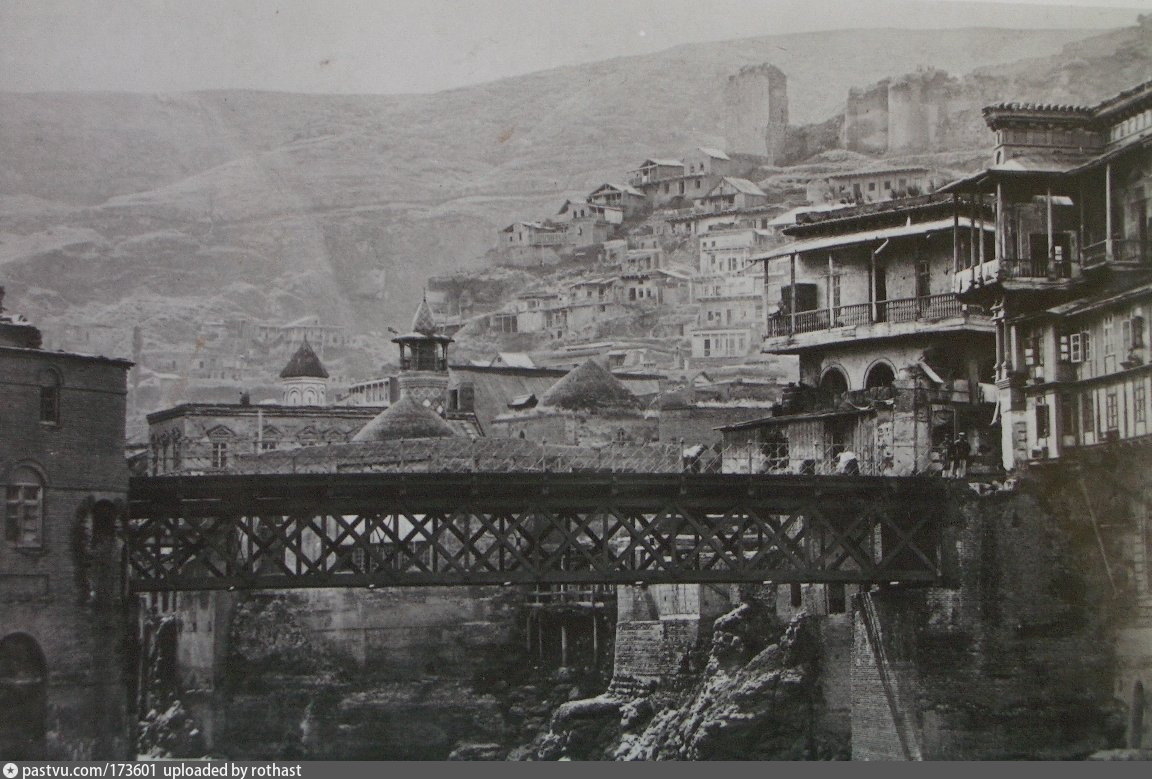 черно белые фотографии тбилиси