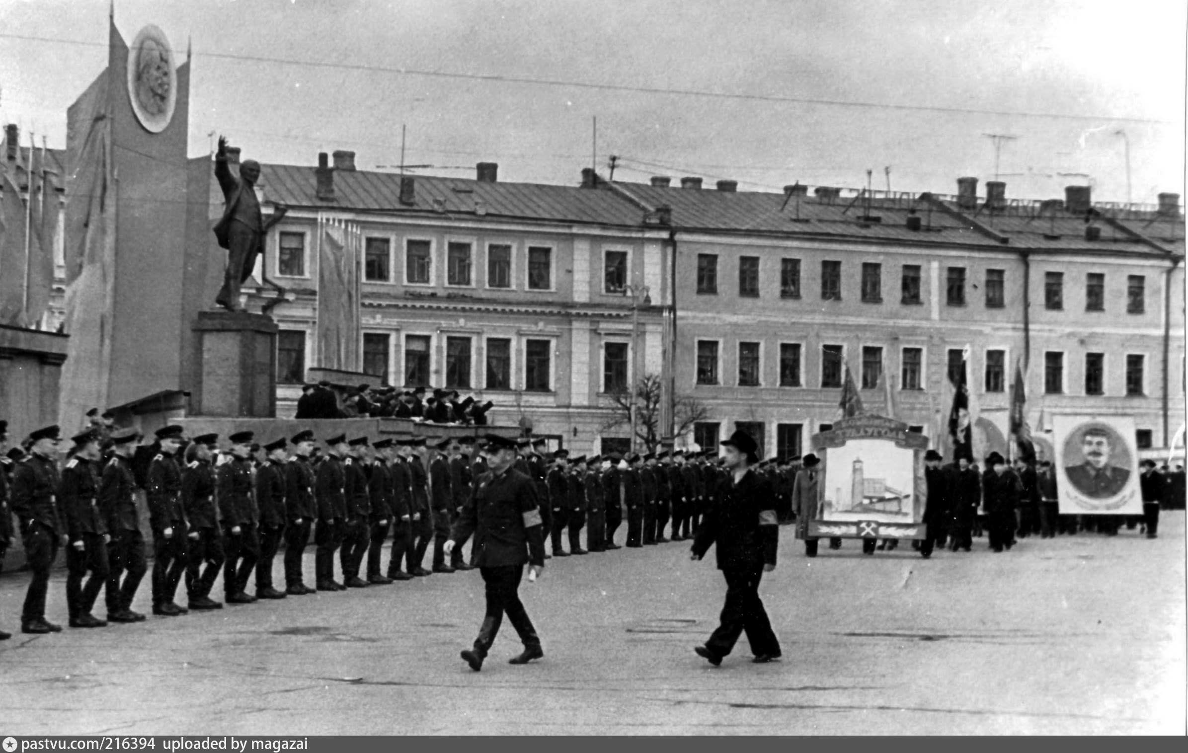 тула площадь восстания