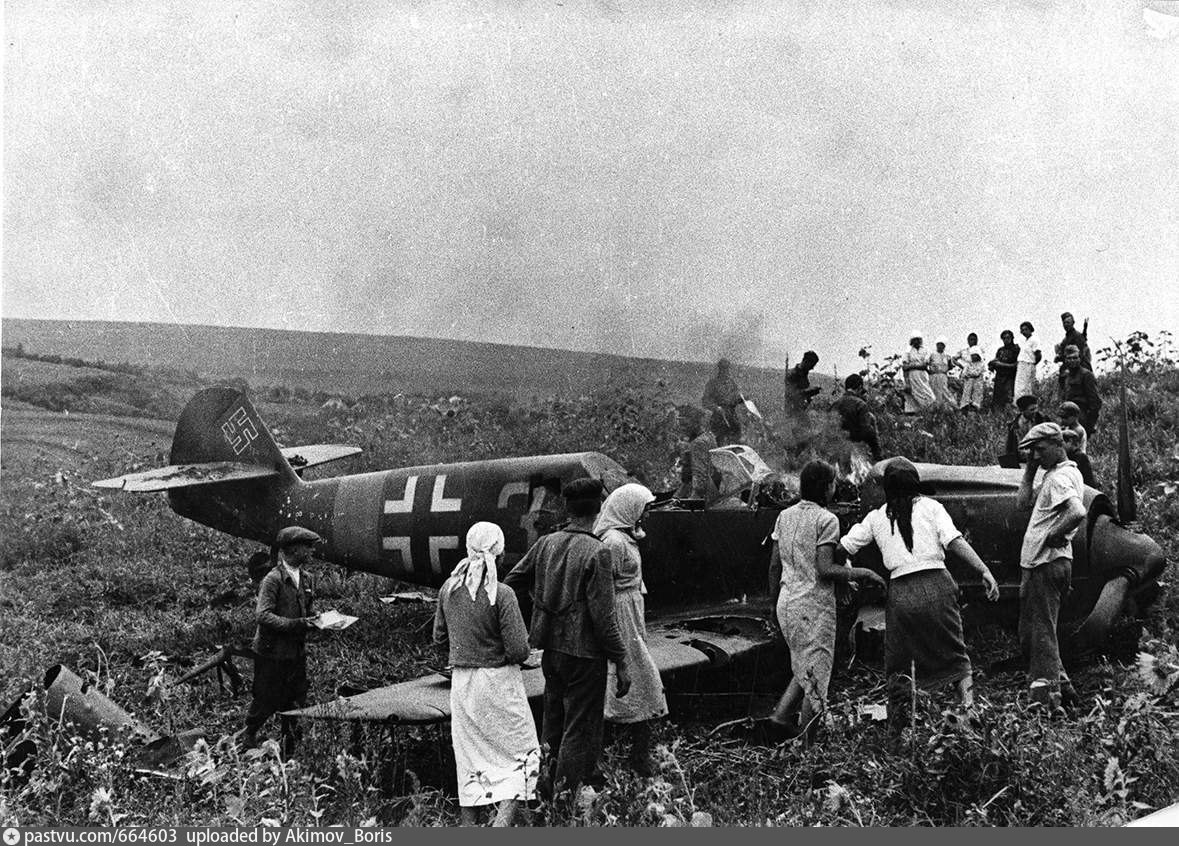 1 день войны в ссср. Немецкие самолеты 22 июня 1941 года начало Великой Отечественной войны. Советский аэродром 1941. СССР самолёты войны 1941г.
