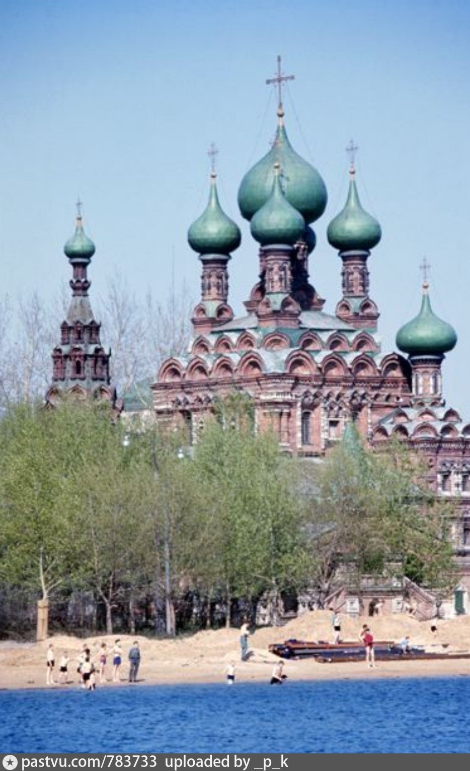 Храм Живоначальной Троицы в Москве Останкино