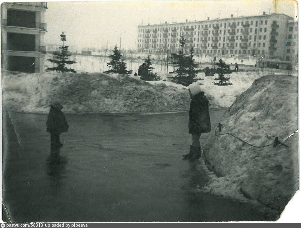 Село зюзино. Москва Зюзино 1970. Пруд Зюзино 1990. Село Зюзино 1955. Зюзино 1975.