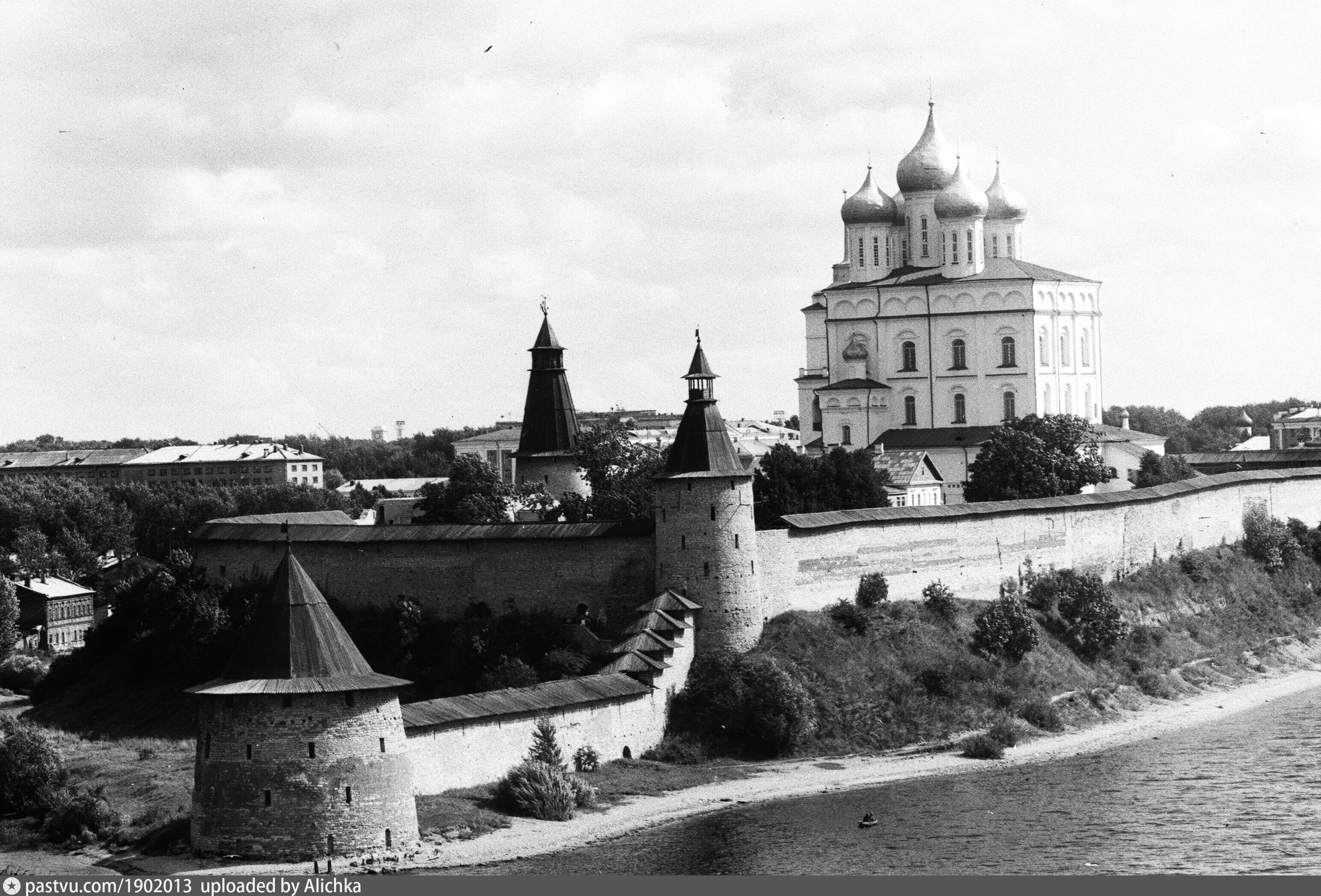 Псков Кремль. Псков Кремль панорама. Псковский Кремль реставрация. Кремль 1980.