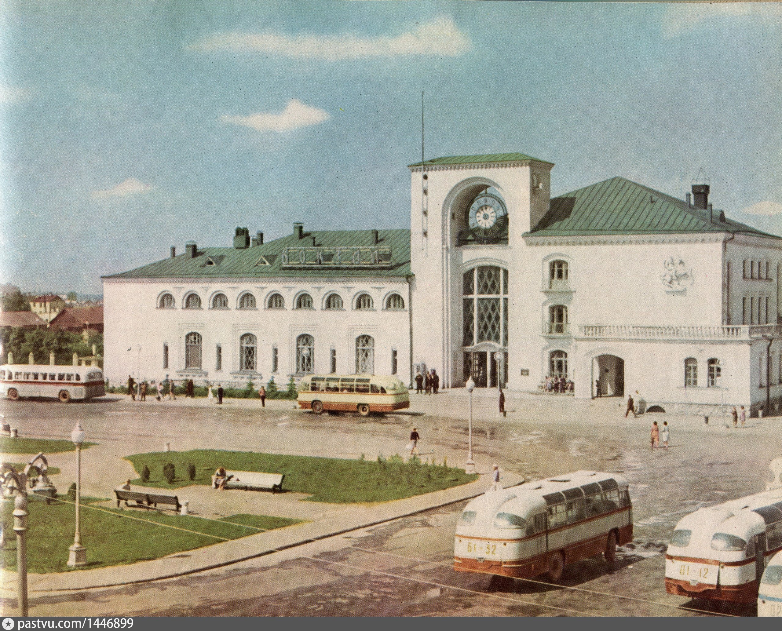 Старый вокзал Великий Новгород