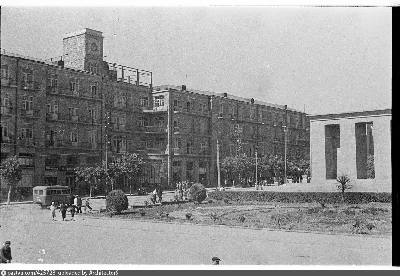 Фото старого еревана. Ереван 1950. Ереван в 1950-е. Старый Ереван 1950-е. Ереван в 1930 годы.