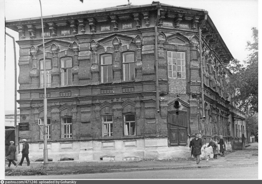 Старый курган. Дом Данилушкина Курган. Исторические здания Кургана. Курган Советская дом Кочешева. Старые здания города Кургана.