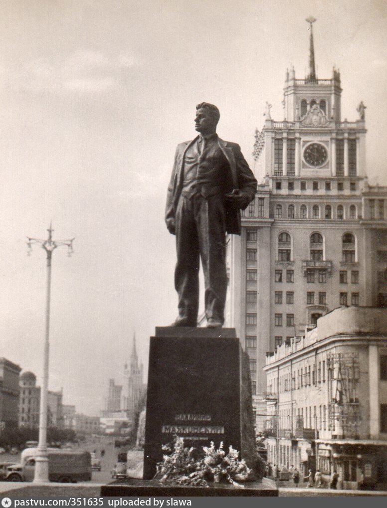 Фото площадь маяковского в москве