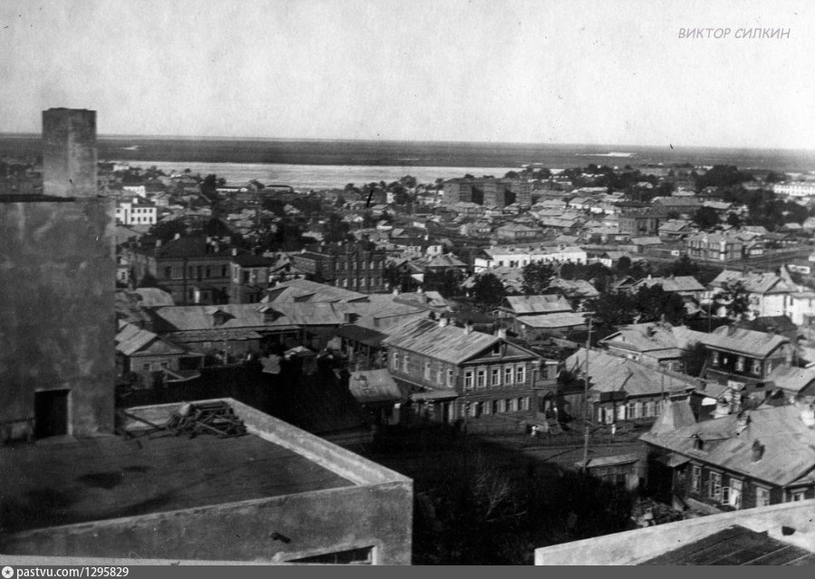 Старый хабаровск фото. Старый Хабаровск. Старый Хабаровск в фотографиях. Виды старого Хабаровска. Исторические фото Хабаровска.