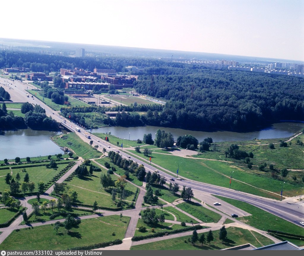 Зеленоградская москва. Зеленоград Московская область. Зеленоград город Спутник. Зеленоград парк Победы сверху. Зеленоград парк Победы вид сверху.