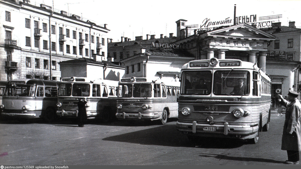 Советские номера автобусов. ЗИС (ЗИЛ)-127. ЗИС-127 автобус. ЗИС 127 Москва. Сенная площадь в Ленинграде в 70 е годы.