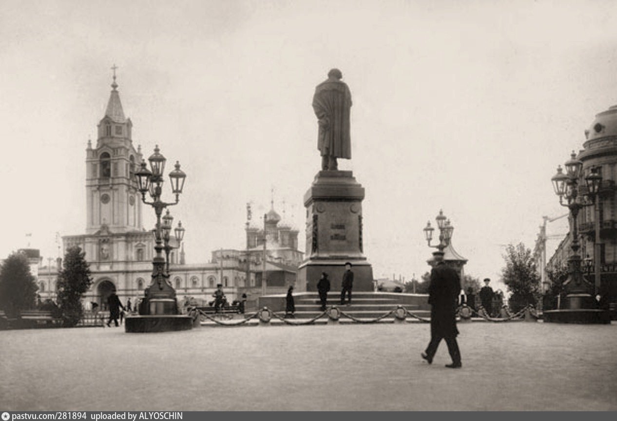 Страстной монастырь на Пушкинской площади