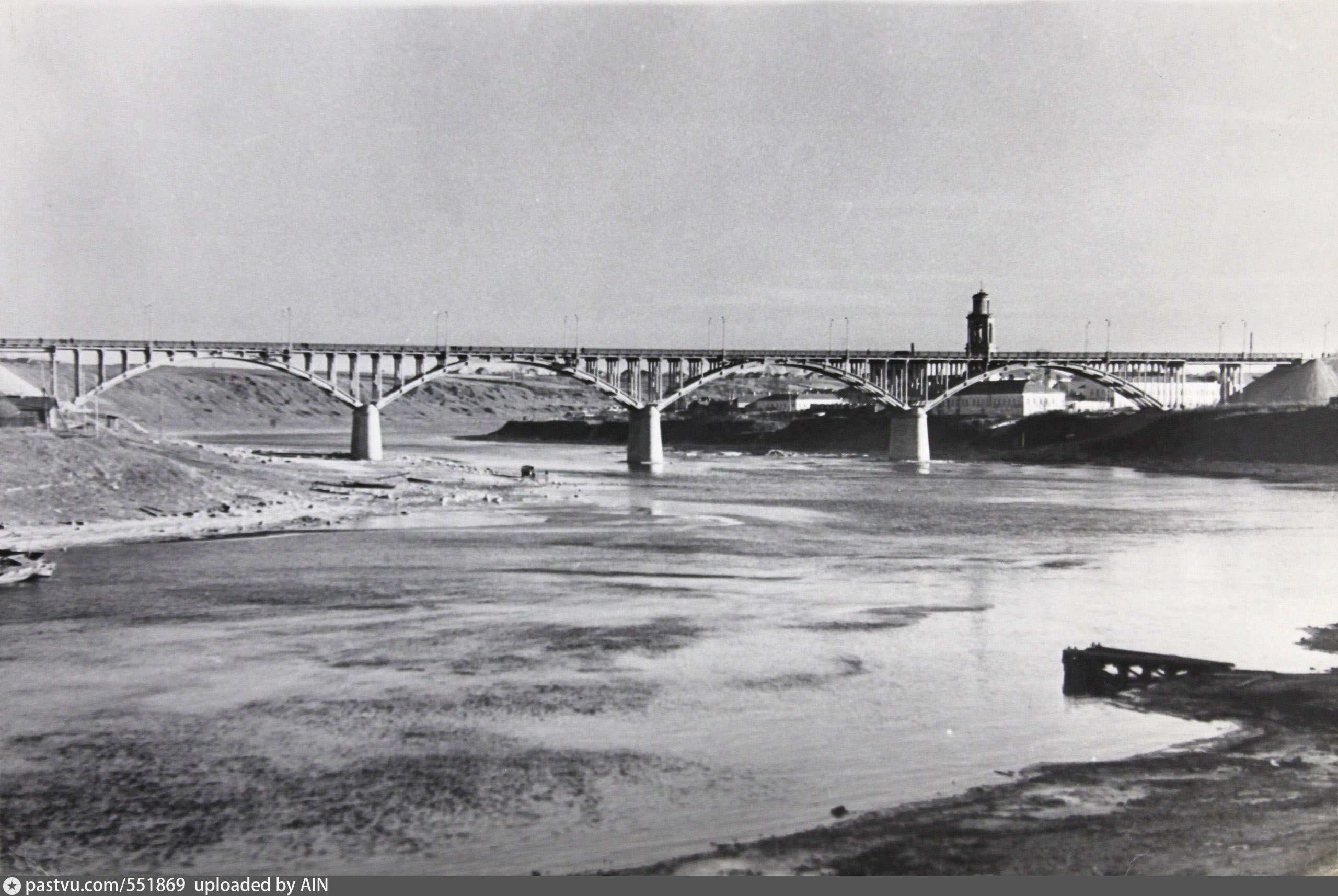 Мост над Волгой в Саратове в 1950 году