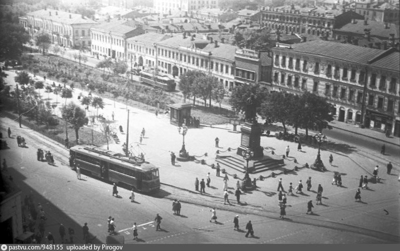 Л е с тверской бул. Тверской бульвар 1825 год. Pastvu Тверской бульвар. Тверской бульвар Москва 19 век. Тверской бульвар 1870.