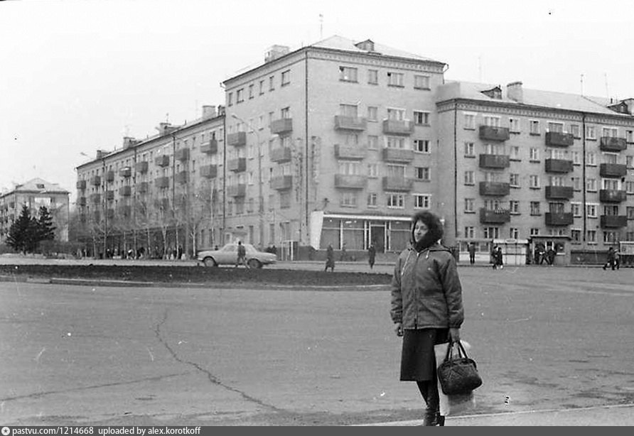 Магазины \"Спутник\" и \"Колосок\"