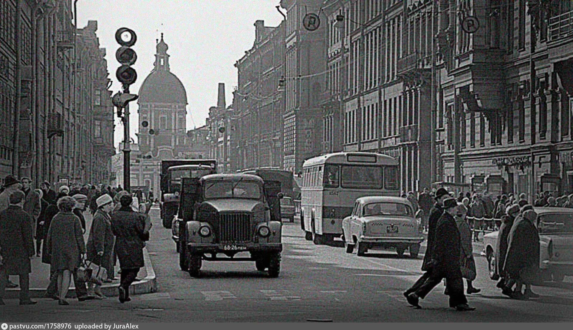 Европа 1960 е. Улица Пестеля Ленинград.