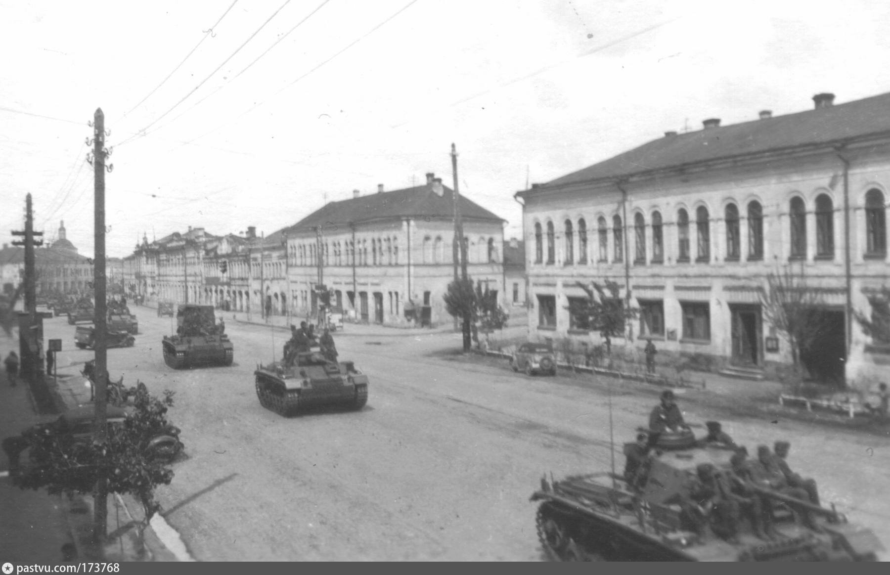 История городов вов. Город Орел 1941-1943 годы. Город Орел 1941. Город Орел 1941-1943 годы освобождение. Орел в годы Великой Отечественной город Орел 1943 год.