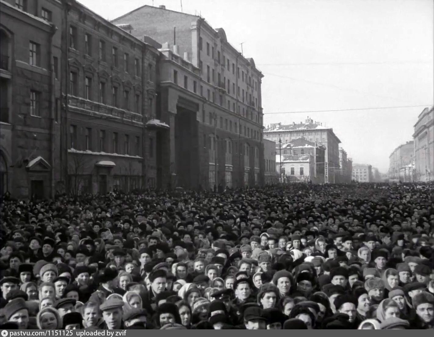 Сколько было на похоронах сталина. Похороны Сталина 1953. 1953 Москва похороны Сталина. 1953 Год похороны Сталина.