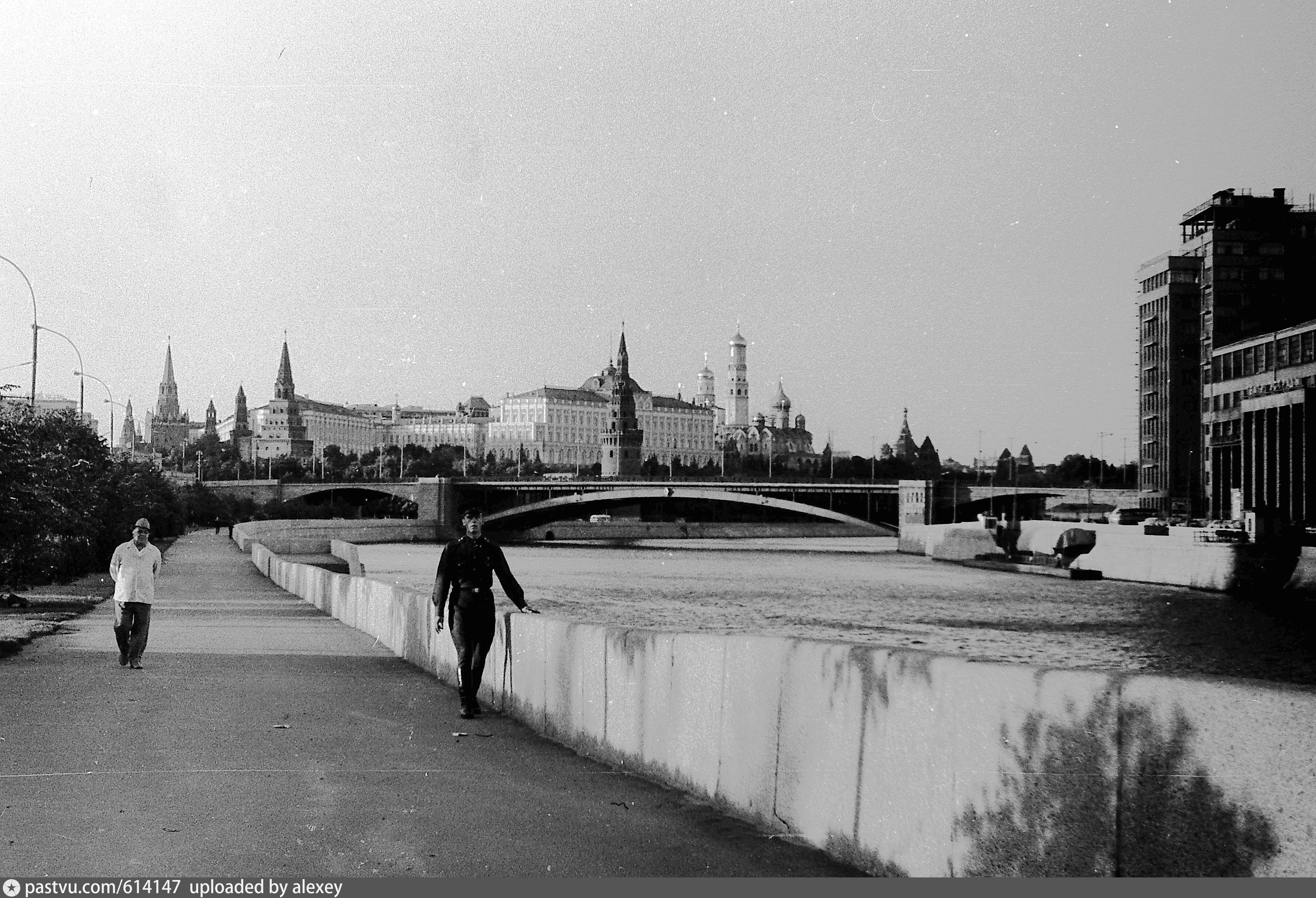 пречистенский бульвар москва