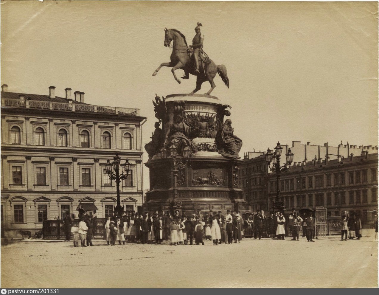 памятник николаю 1 в санкт петербурге