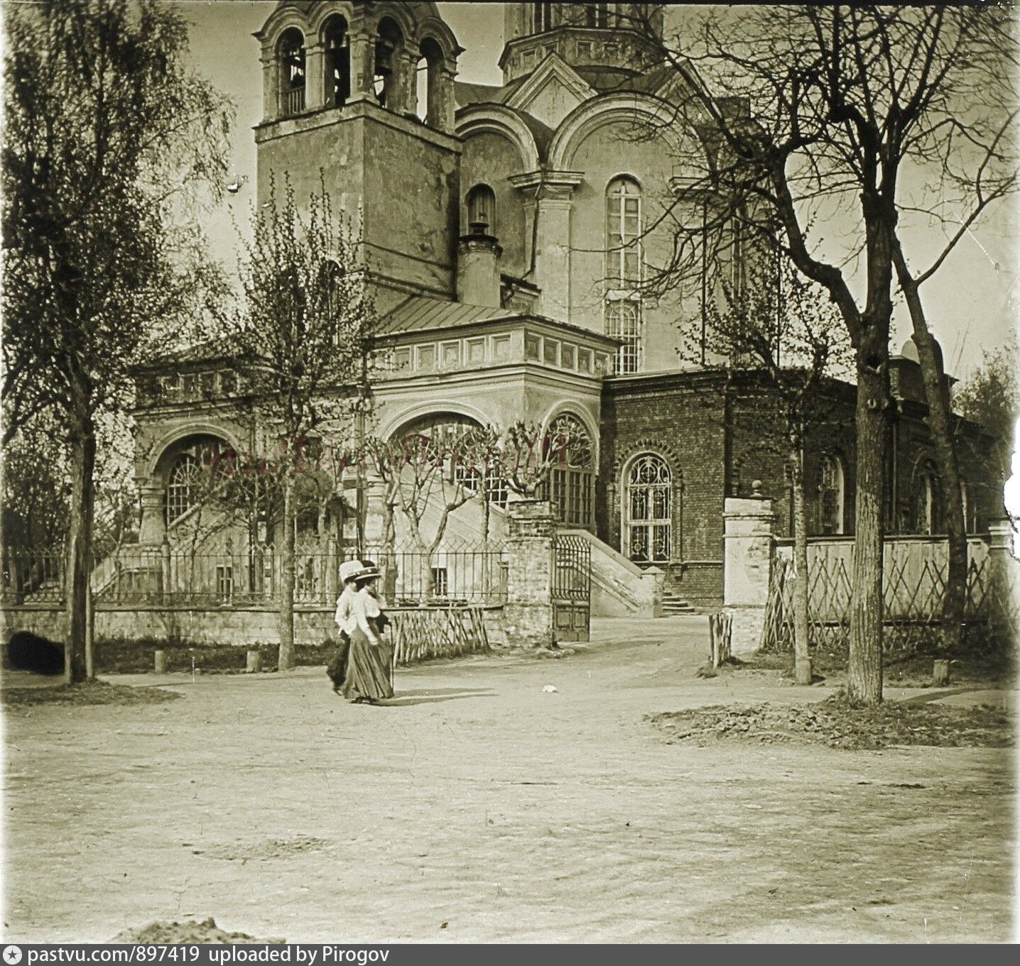 благовещенский храм в петровском парке