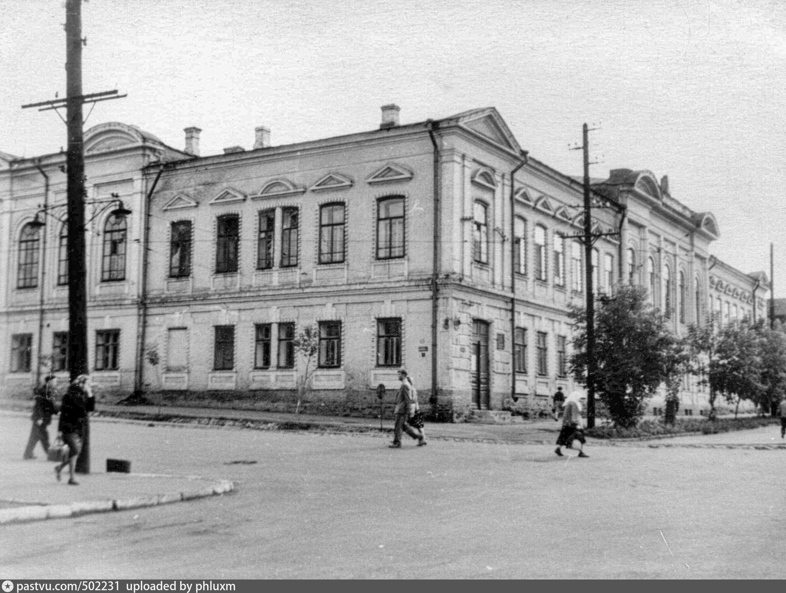 Бывшие пермь. Епархиальное училище в Нижнем Новгороде. Епархиальное женское училище (Пермь). Женское епархиальное училище Нижний Новгород. Епархиальное училище б. Покровская Нижний Новгород.