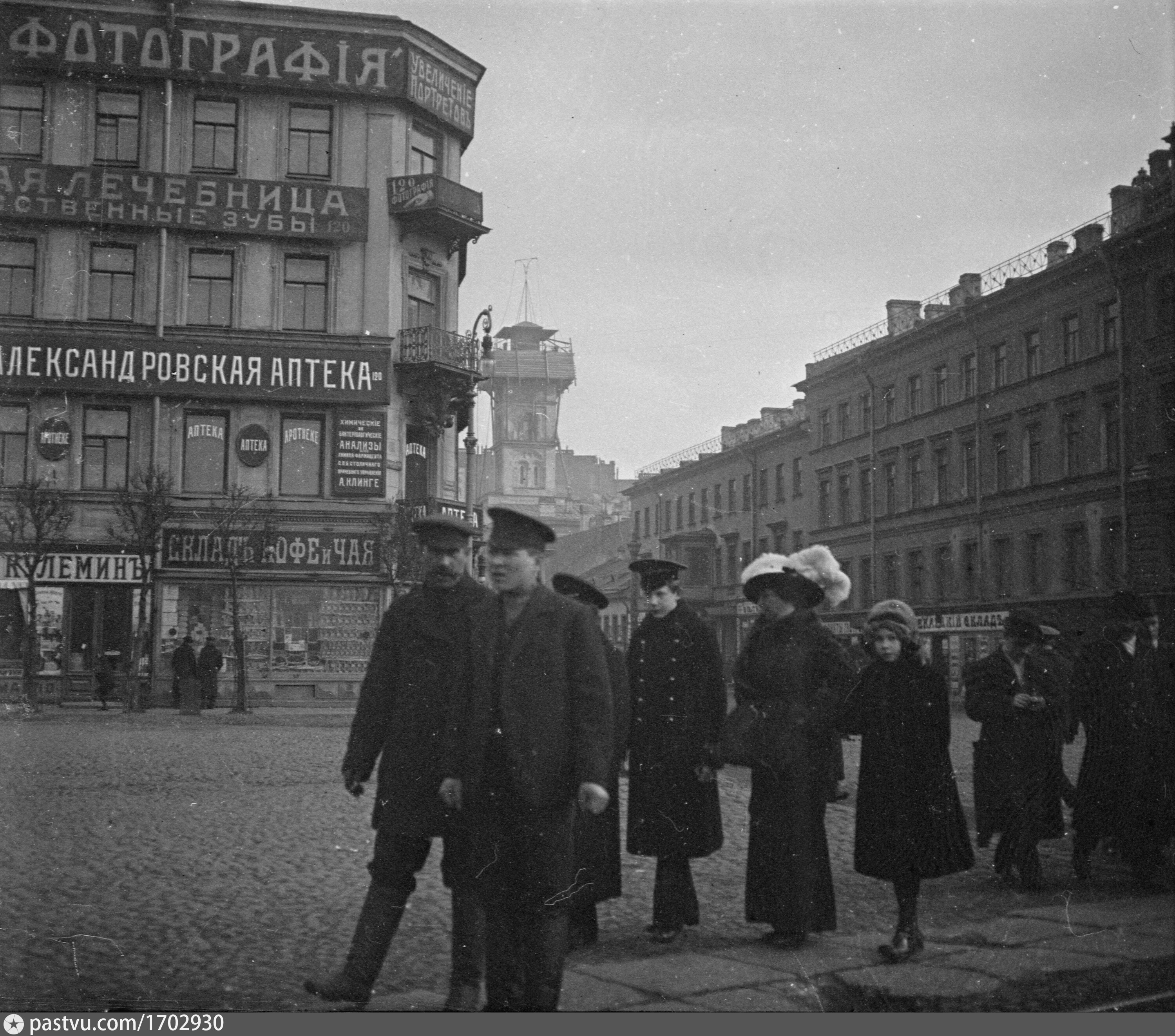 Санкт петербург 10 октября. Петербург 100 лет назад. Питер 1911. Петербург 100 лет назад фото. Петербург фото 20 век.