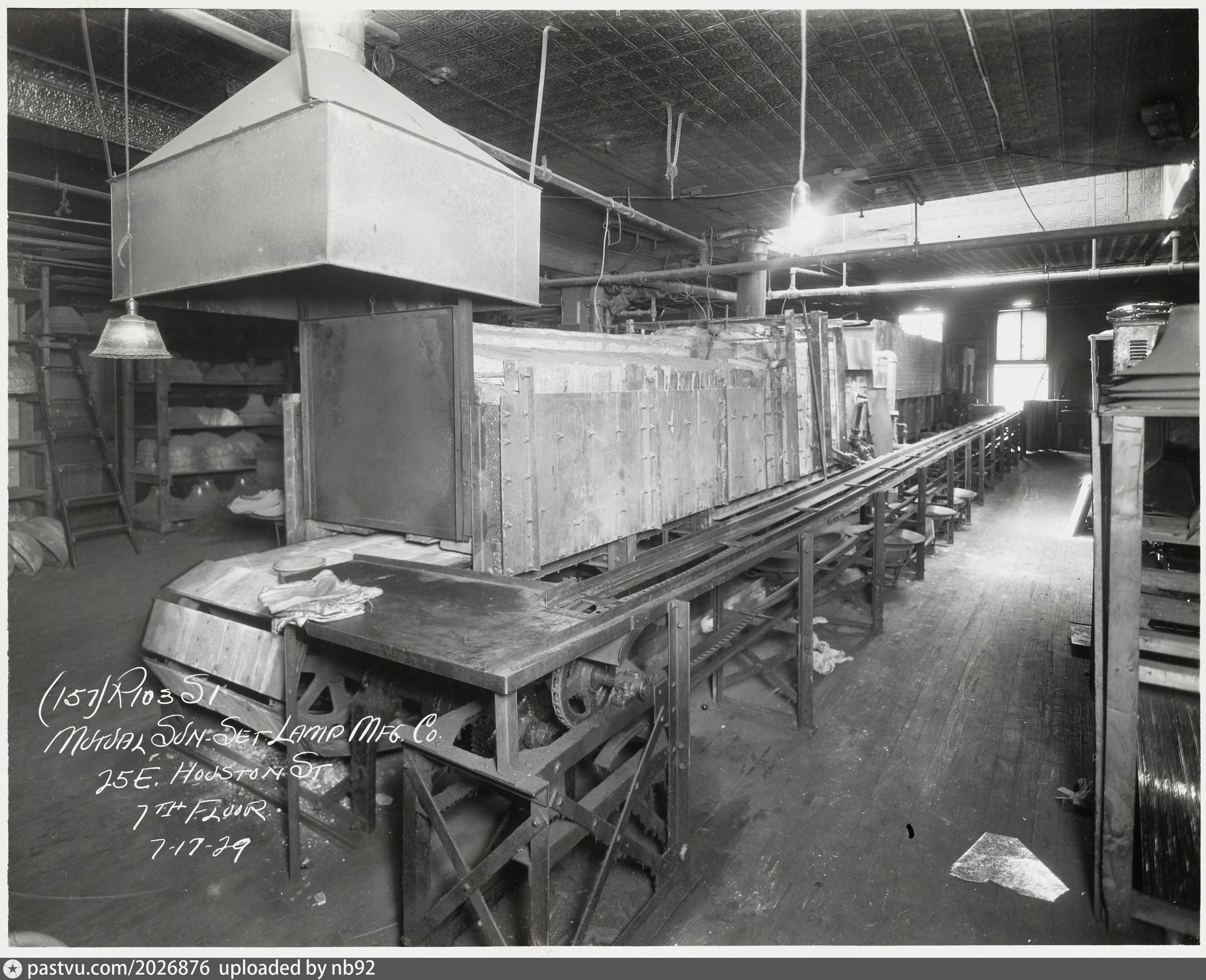 Mutual SunSet Lamp Mfg. Co., 25 East Houston Street, 7th floor