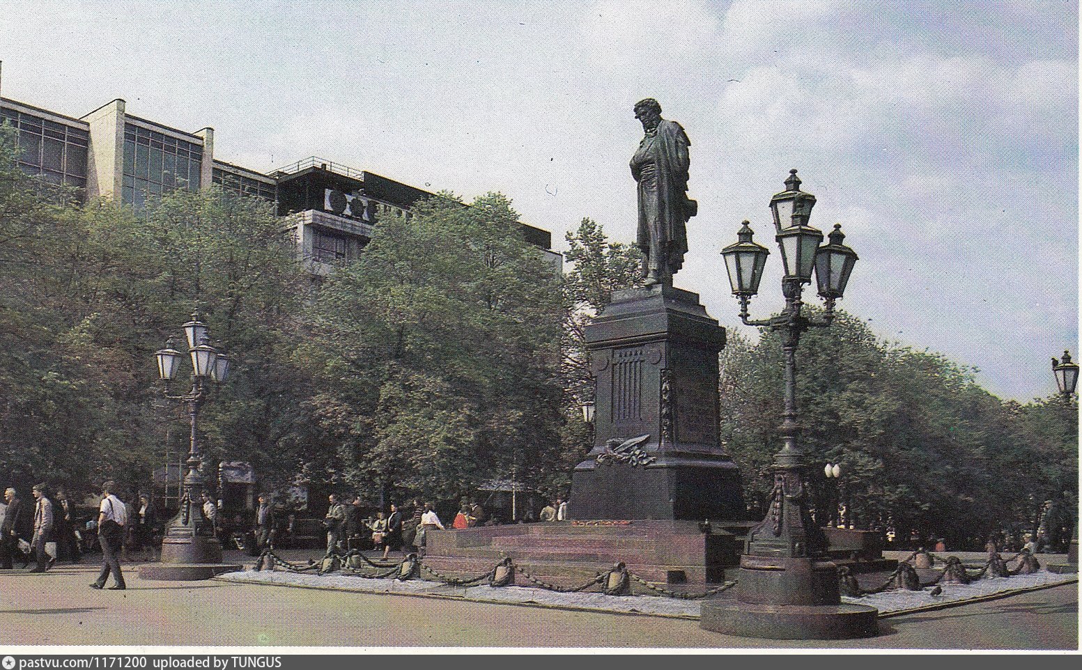площадь пушкина москва